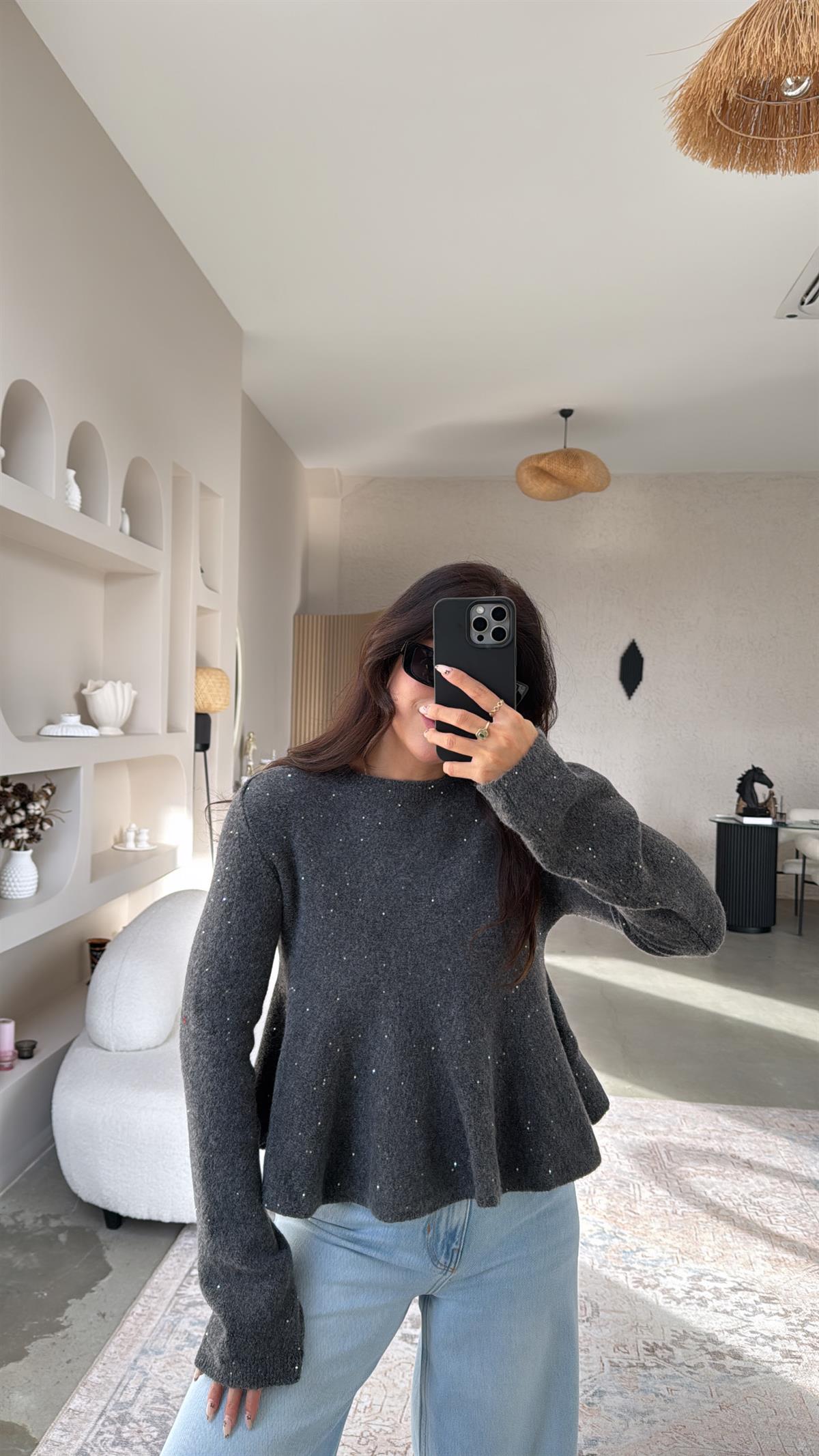 Antrasit Payetli Volanlı Yumoş Kazak