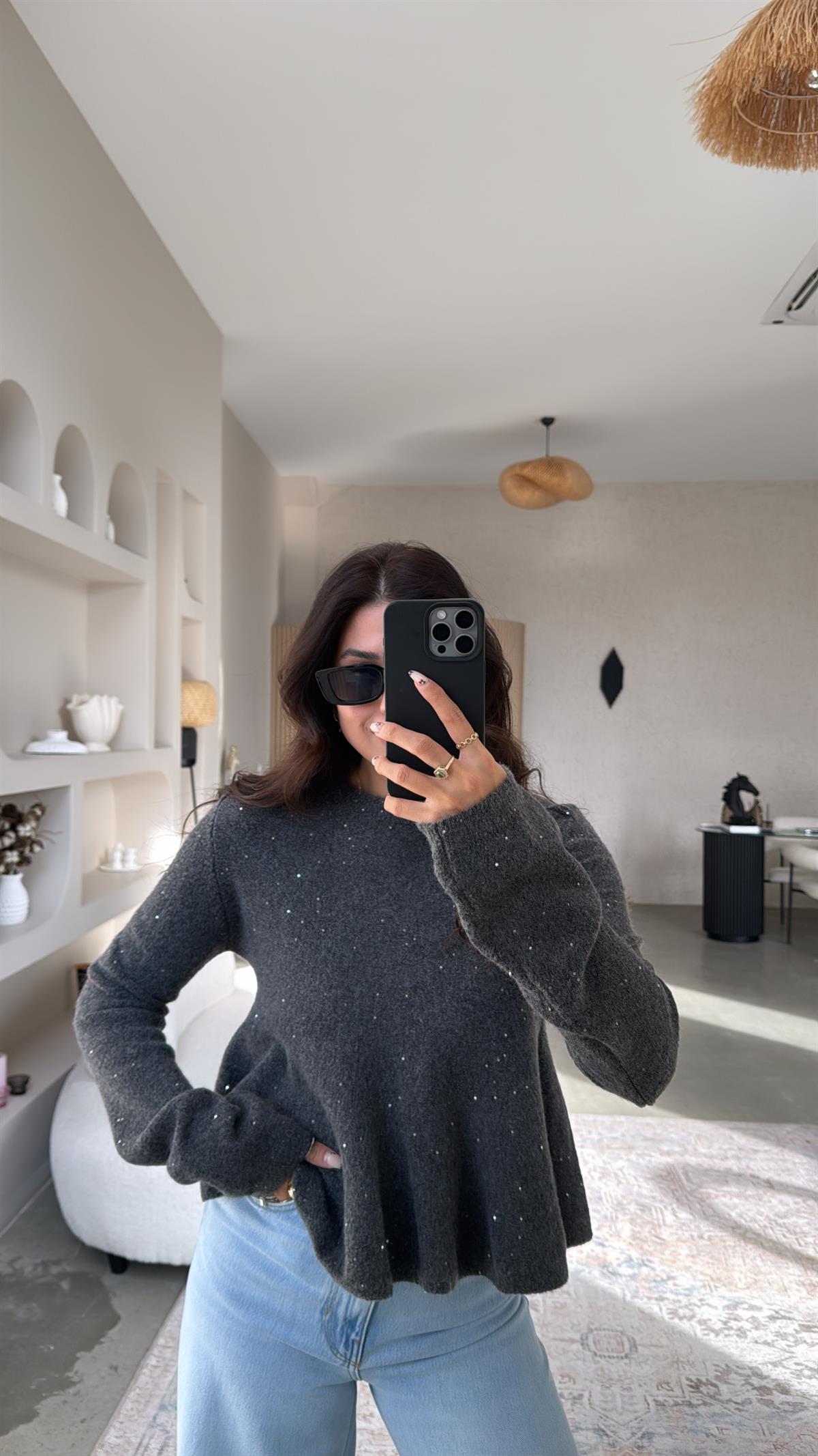 Antrasit Payetli Volanlı Yumoş Kazak