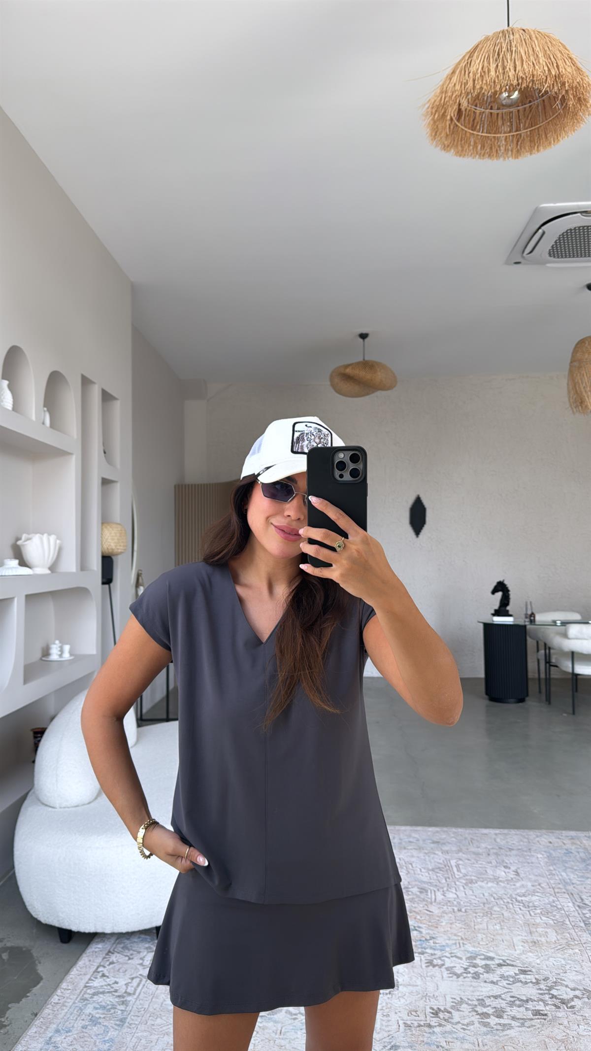 Antrasit Şort Etek Tshirt İthal Takım