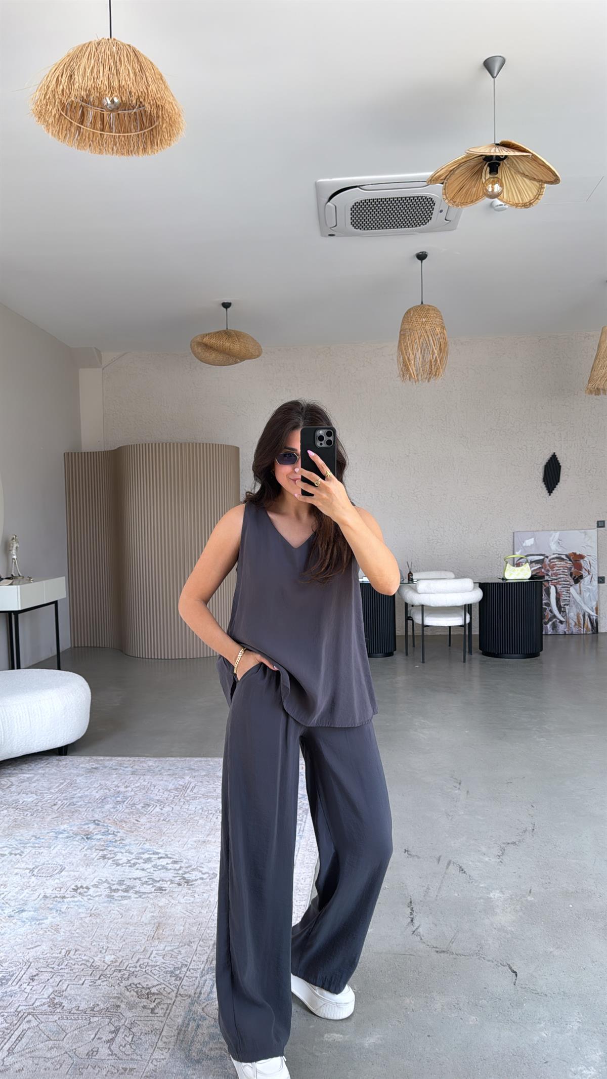 Antrasit V Yaka Bol Paça Takım