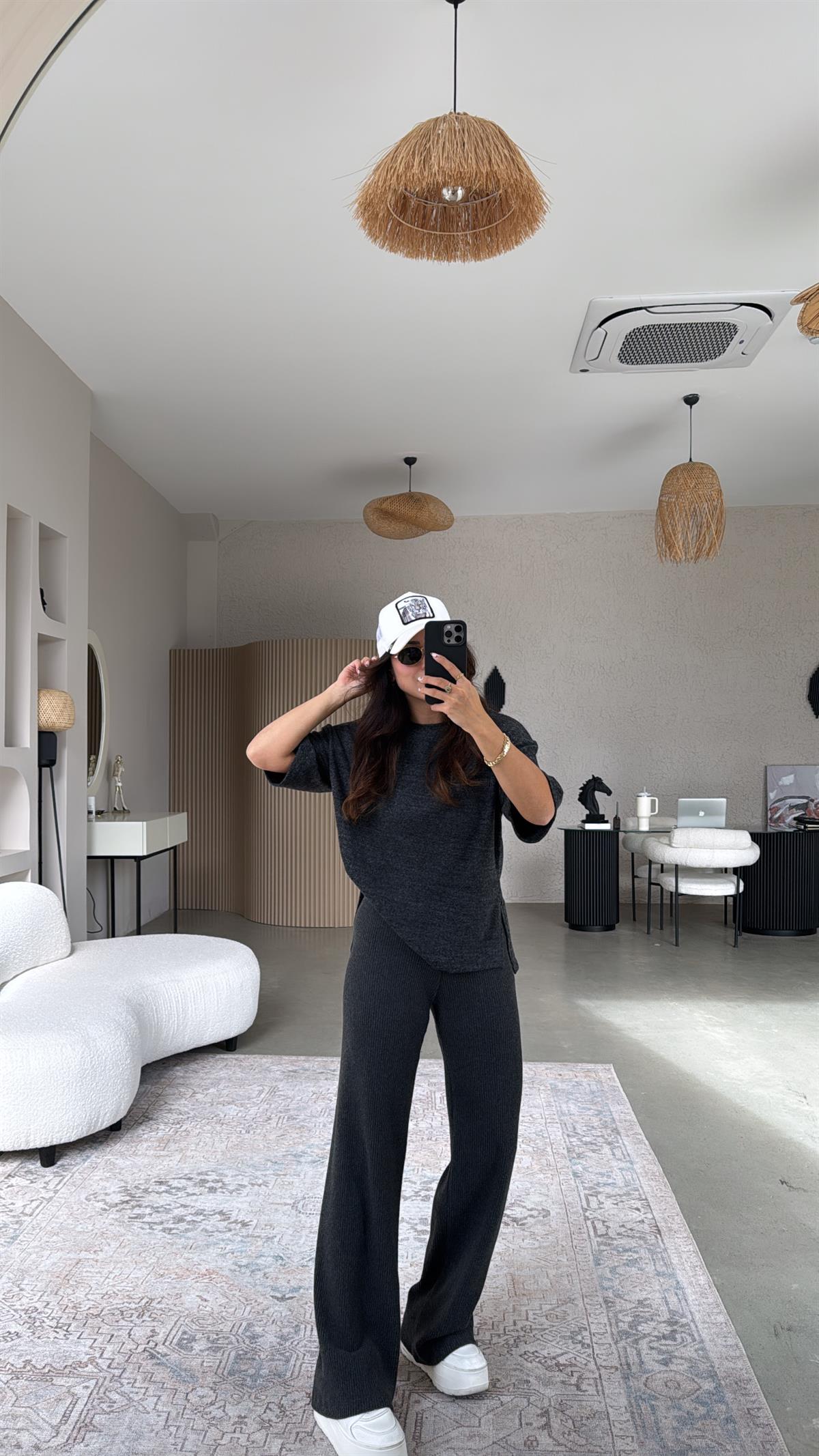 Antrasit Yumoş Alt Üst Takım