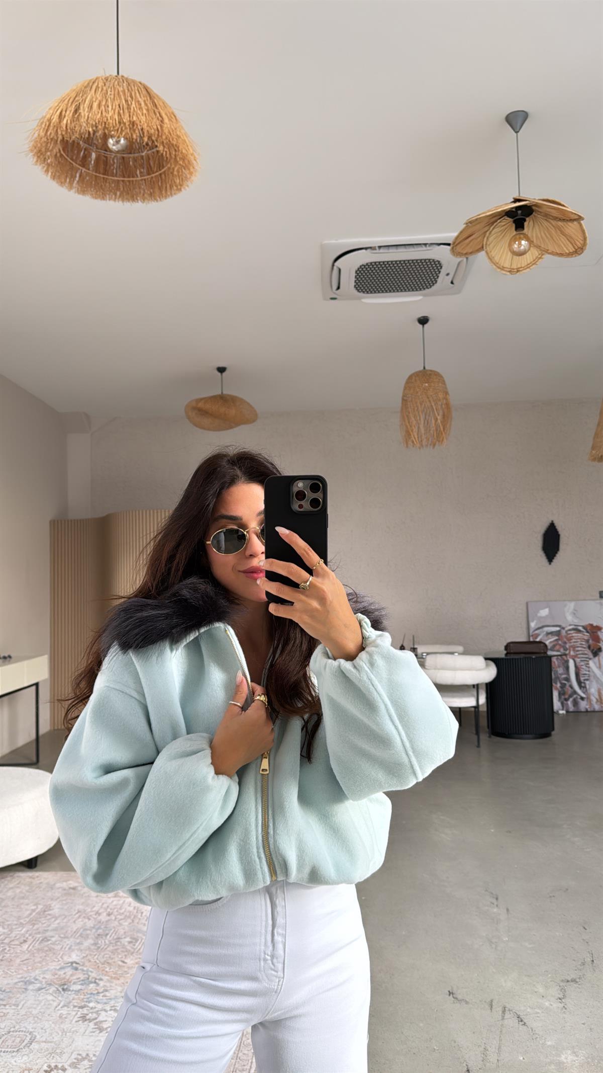 Bebe Mavi Kürklü Kısa Astarlı Kaban