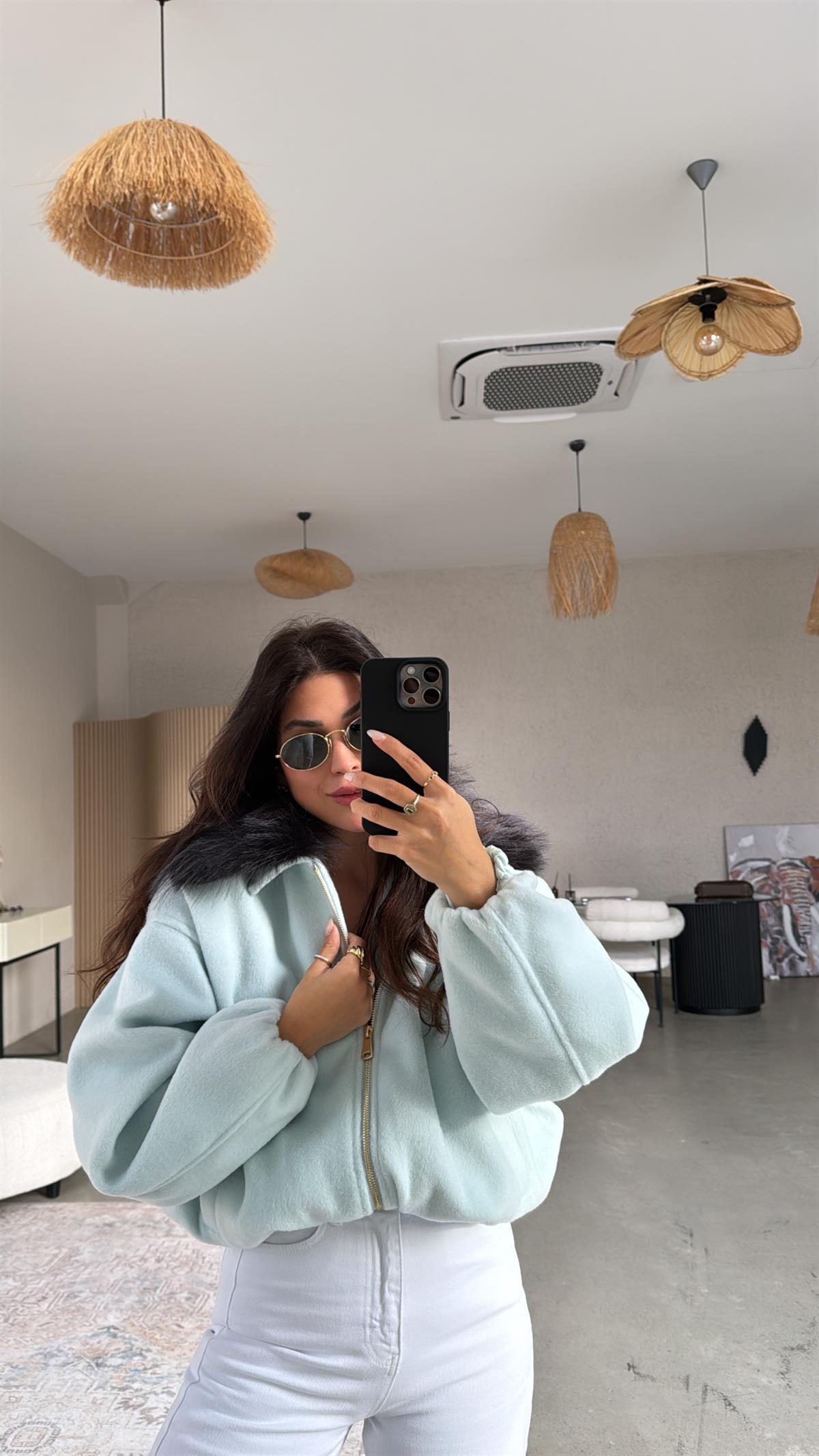 Bebe Mavi Kürklü Kısa Astarlı Kaban
