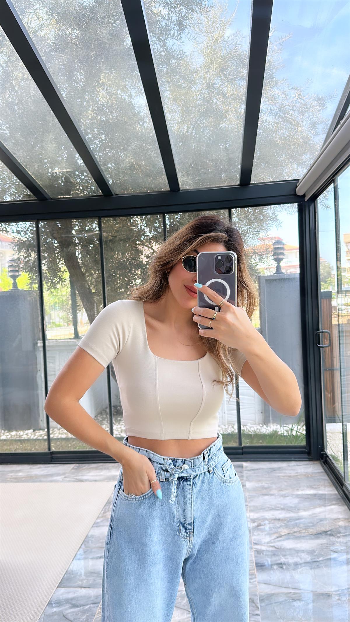 Bej Basic Dikişli Crop