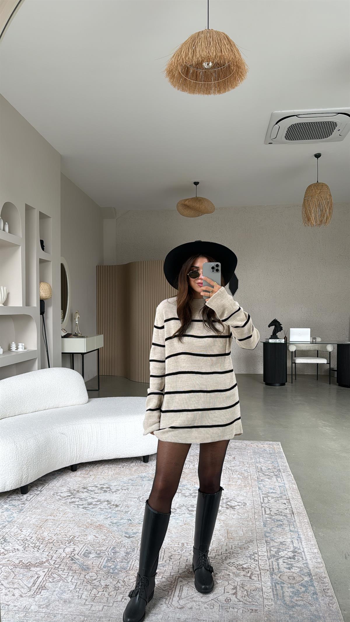 Bej Çizgili Triko Tunik