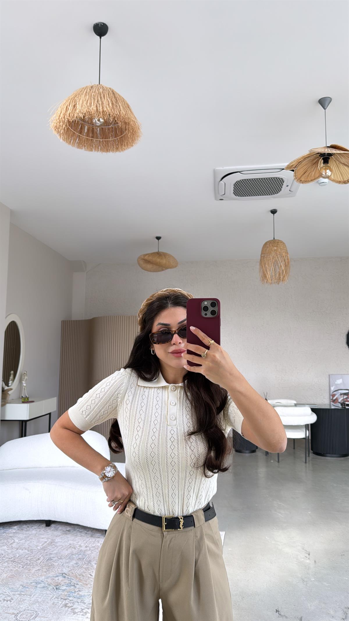 Bej Delikli Polo Yaka Baharlık Triko Bluz