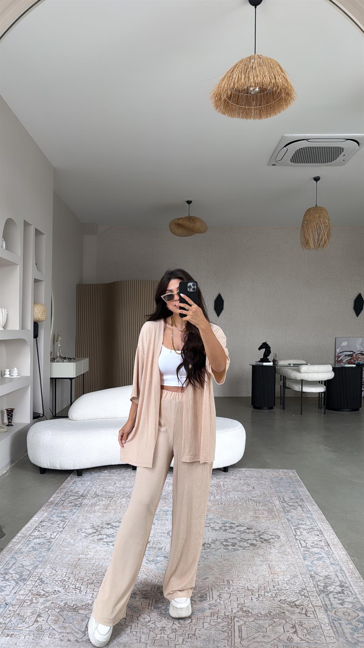 Bej Düz Bürümcük Ceketli Takım