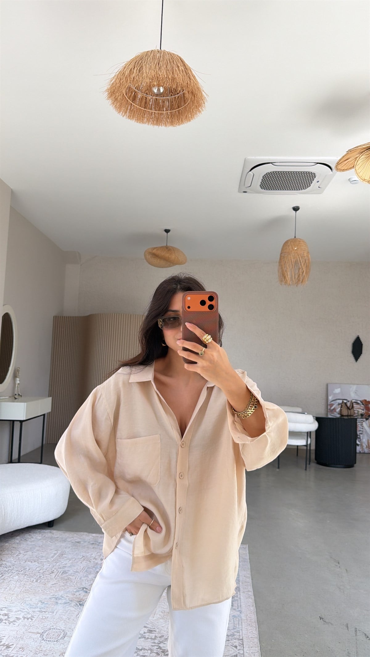 Bej İpek Dökümlü Gömlek