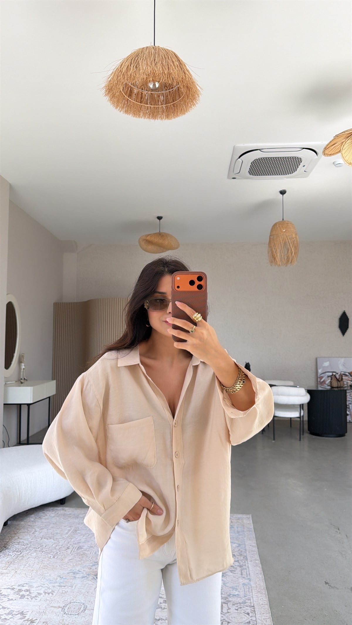 Bej İpek Dökümlü Gömlek