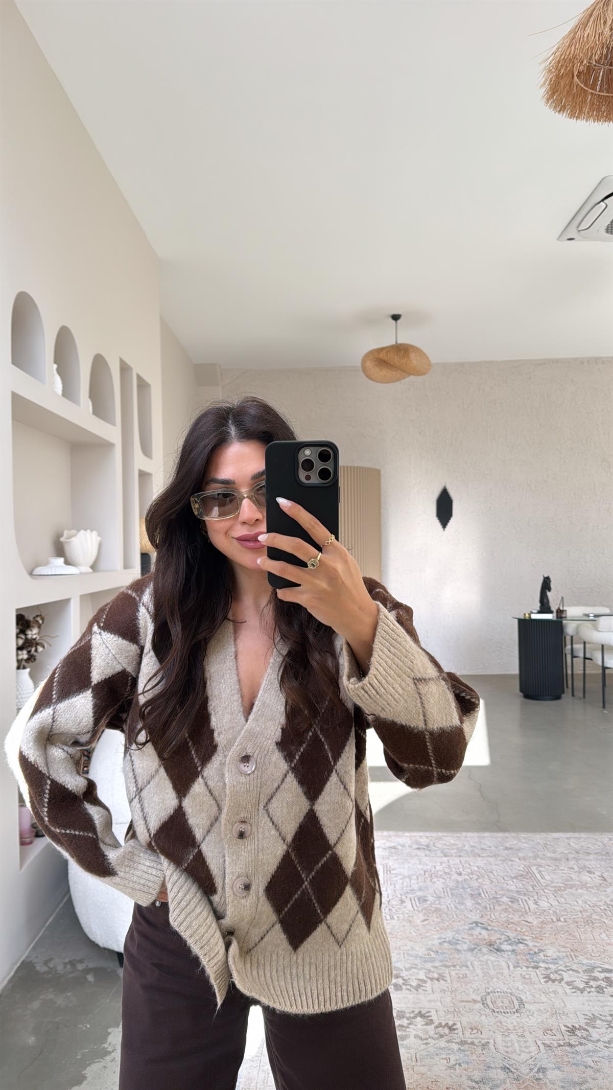 Bej Kahverengi Baklavalı Orijinal Massi Yumoş Hırka