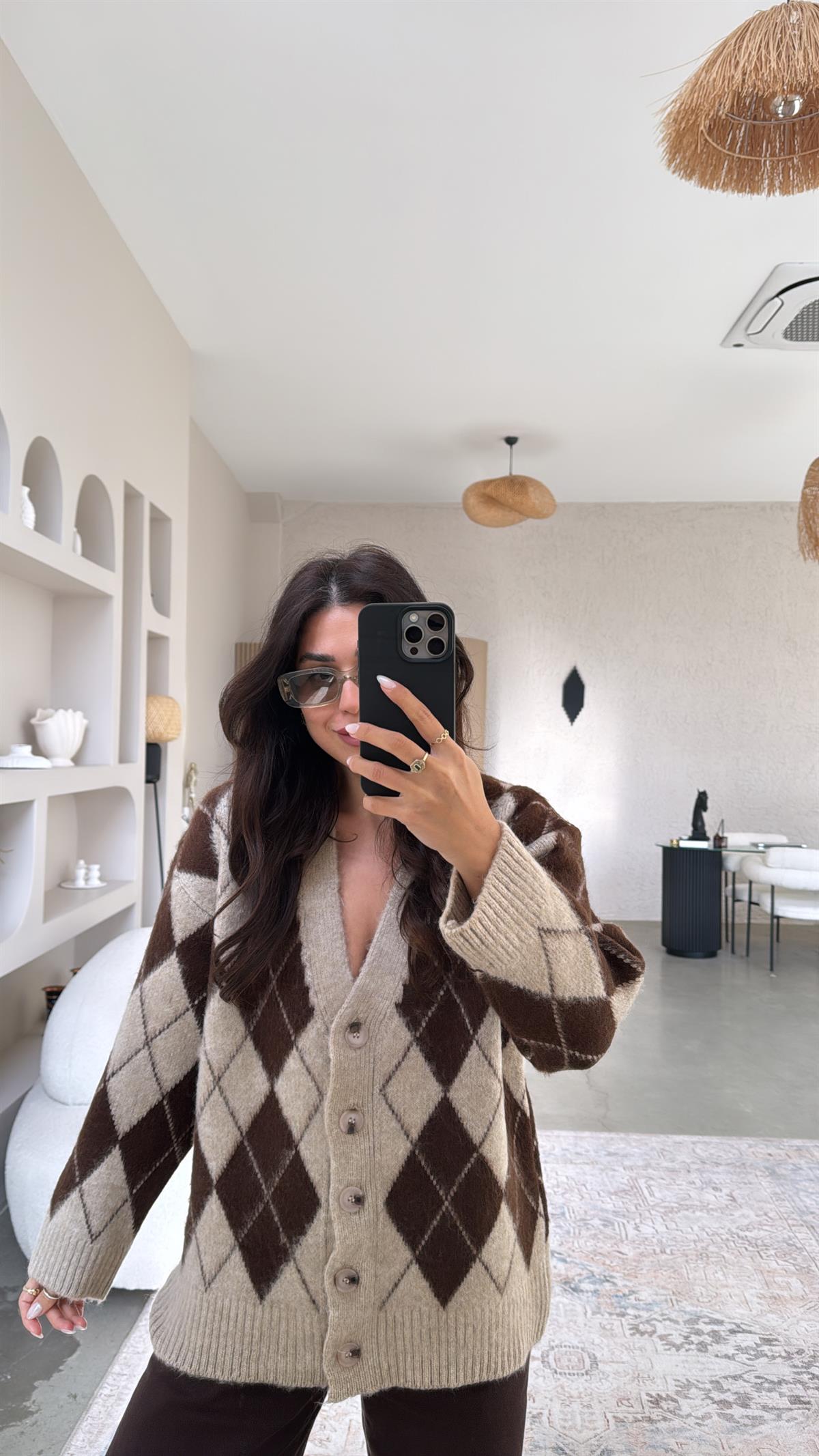 Bej Kahverengi Baklavalı Orijinal Massi Yumoş Hırka