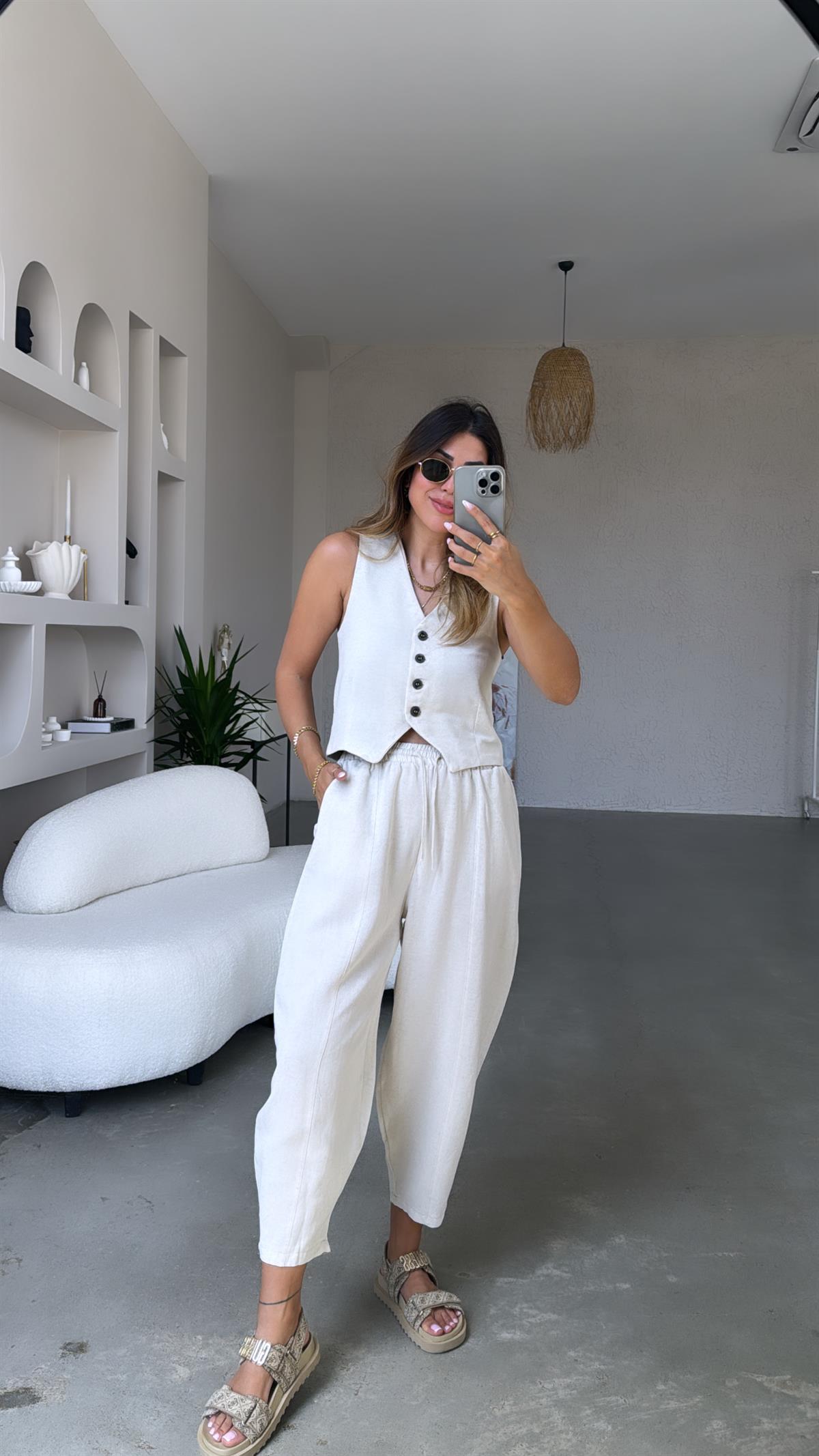 Bej Keten Yelekli Takım