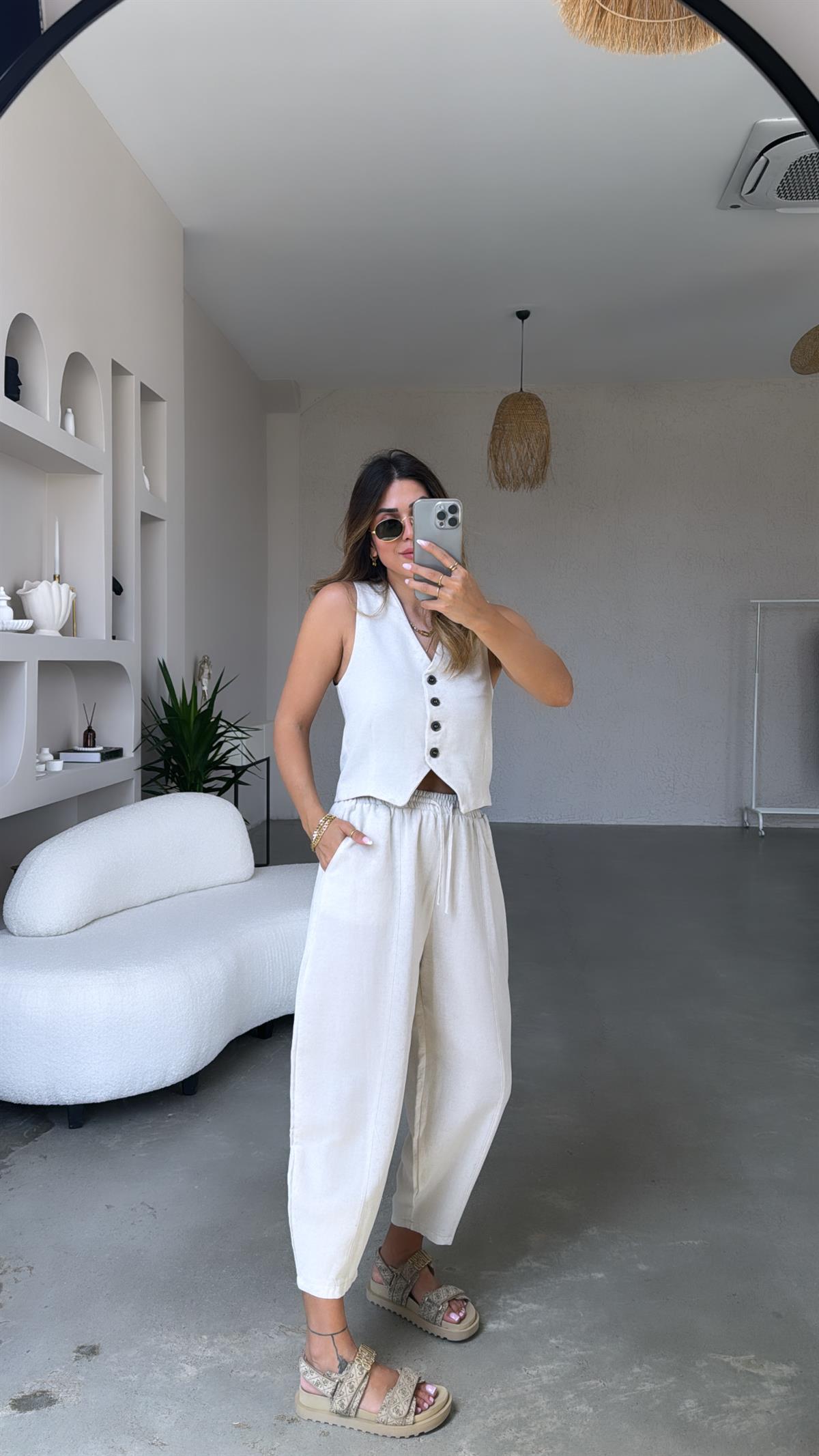 Bej Keten Yelekli Takım