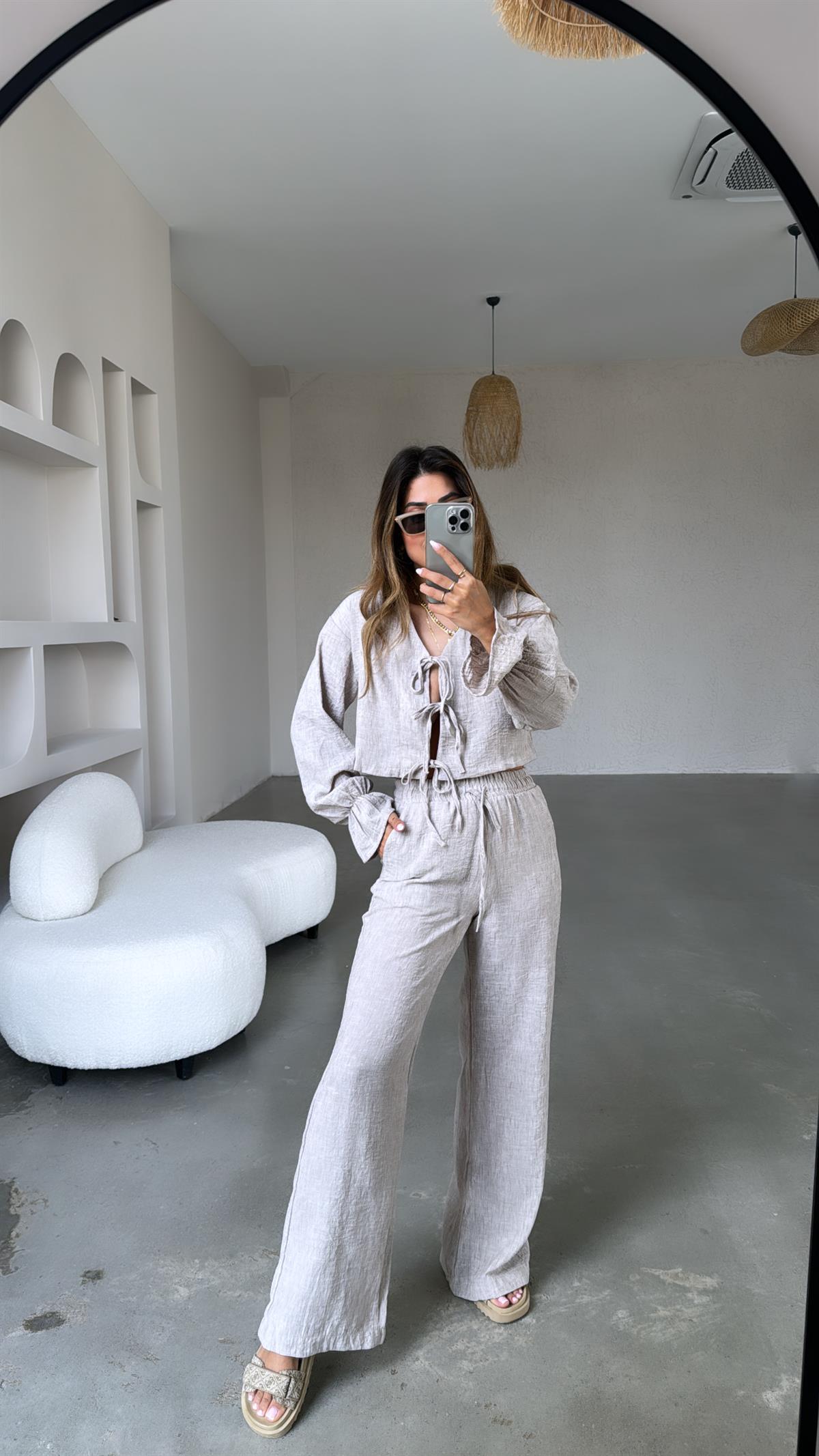 Bej Önden Bağlamalı Keten Takım