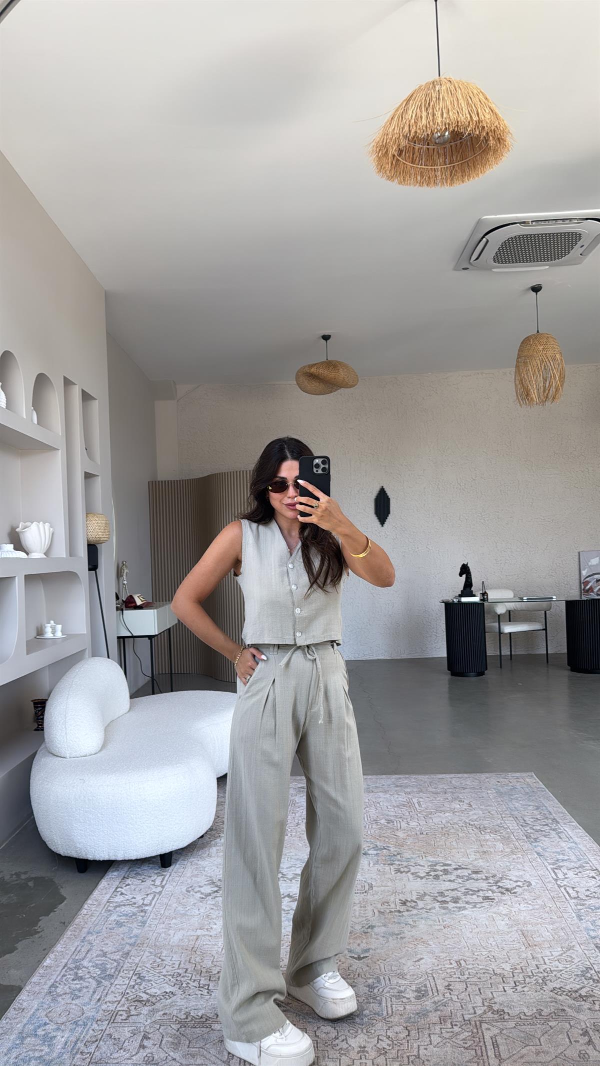 Bej Pantolon Yelek Massi Takım