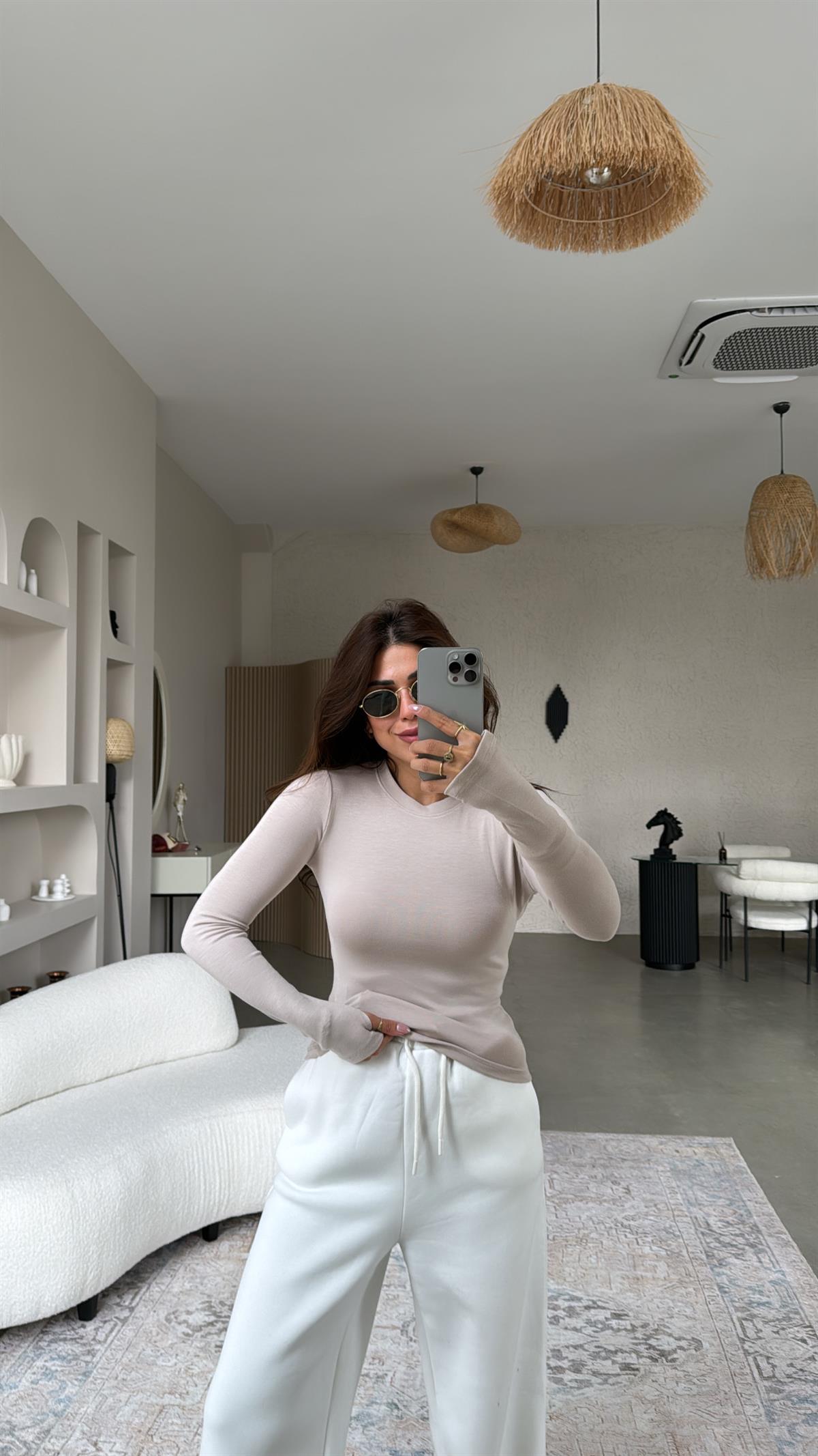 Bej Parmak Geçme Oys Kumaş Body