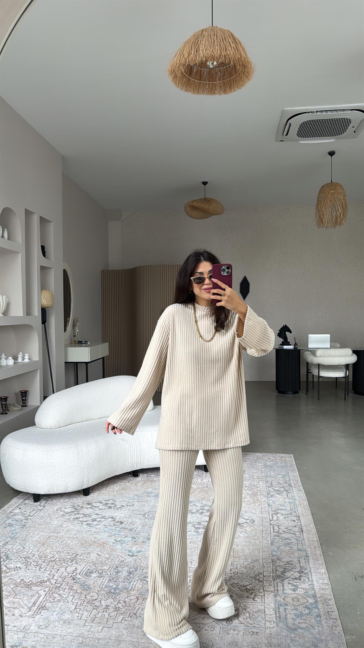 Bej Yumoş Triko Takım