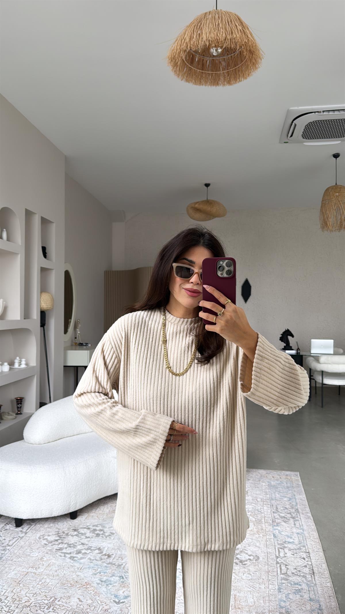 Bej Yumoş Triko Takım