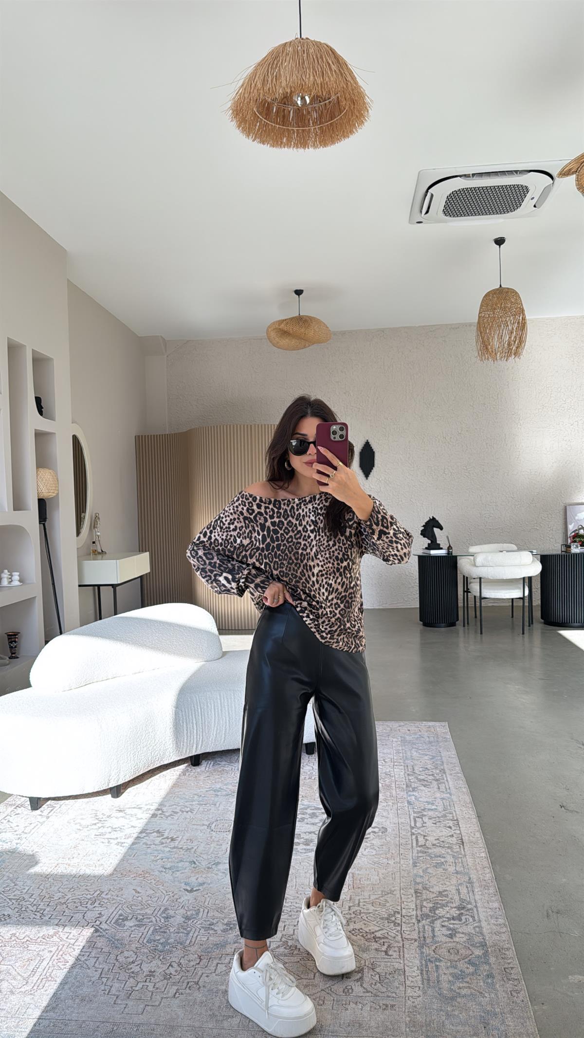 Beli Lastikli Deri Havuç Pantolon