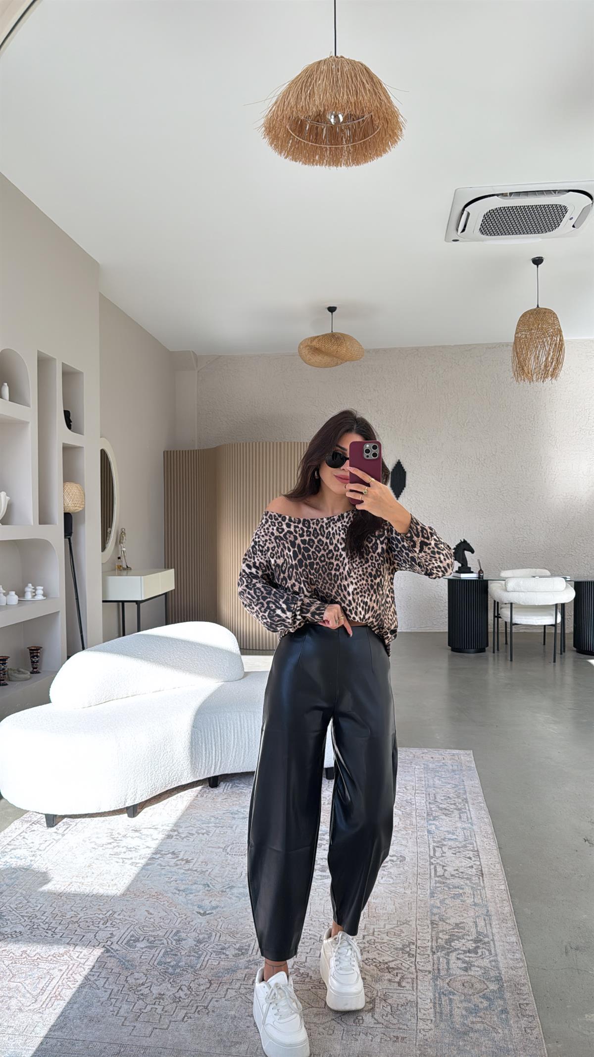 Beli Lastikli Deri Havuç Pantolon