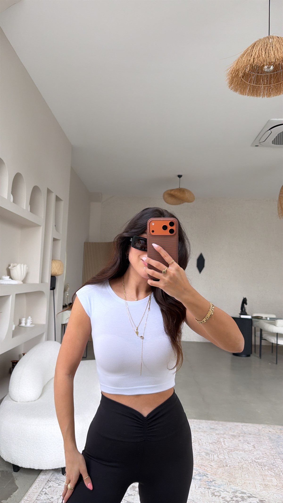 Beyaz Bisiklet Yaka Kolsuz Crop Basic