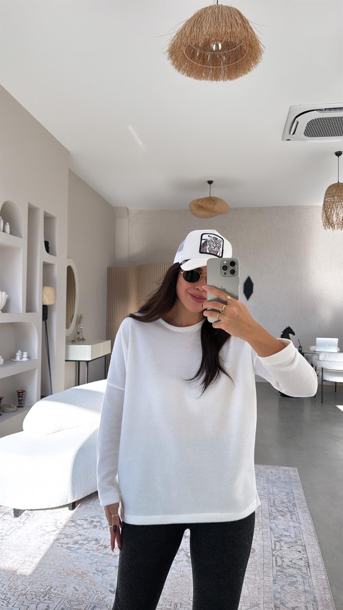 Beyaz Bisiklet Yaka Yumoş Uzun Kollu Basic