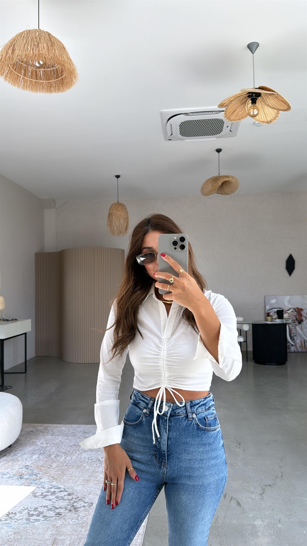 Beyaz Büzgülü Brshk Gömlek