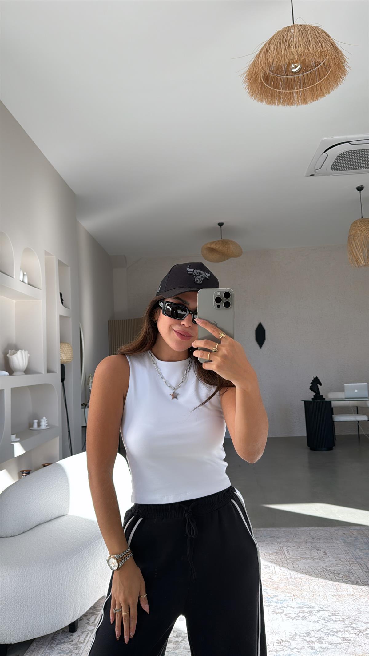 Beyaz Çift Katlı Bisiklet Yaka Atlet