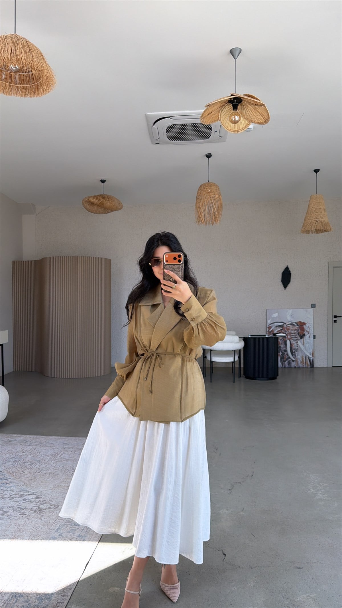 Beyaz Çilek Kiloş Etek