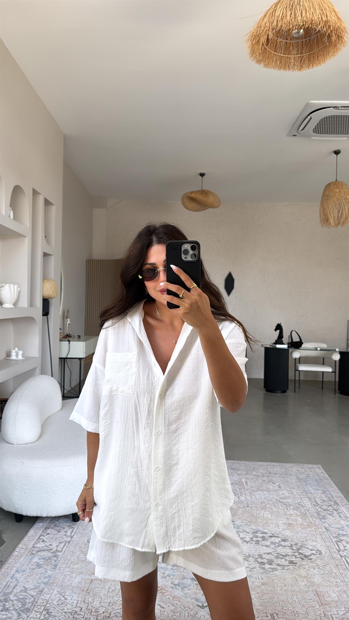 Beyaz Çilek Kumaş Şort Gömlek Takım