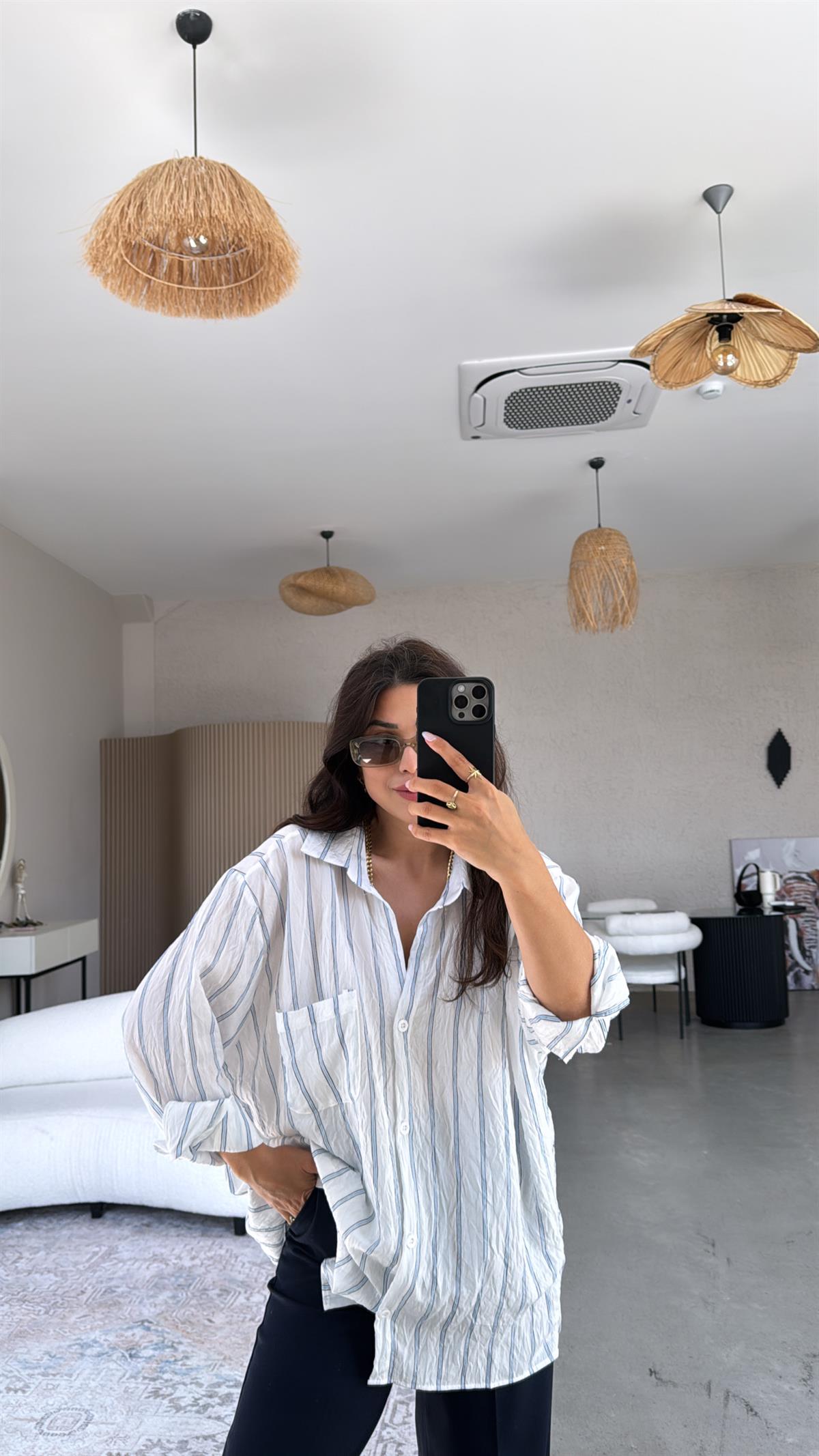 Beyaz Çizgili Kırışık Gömlek