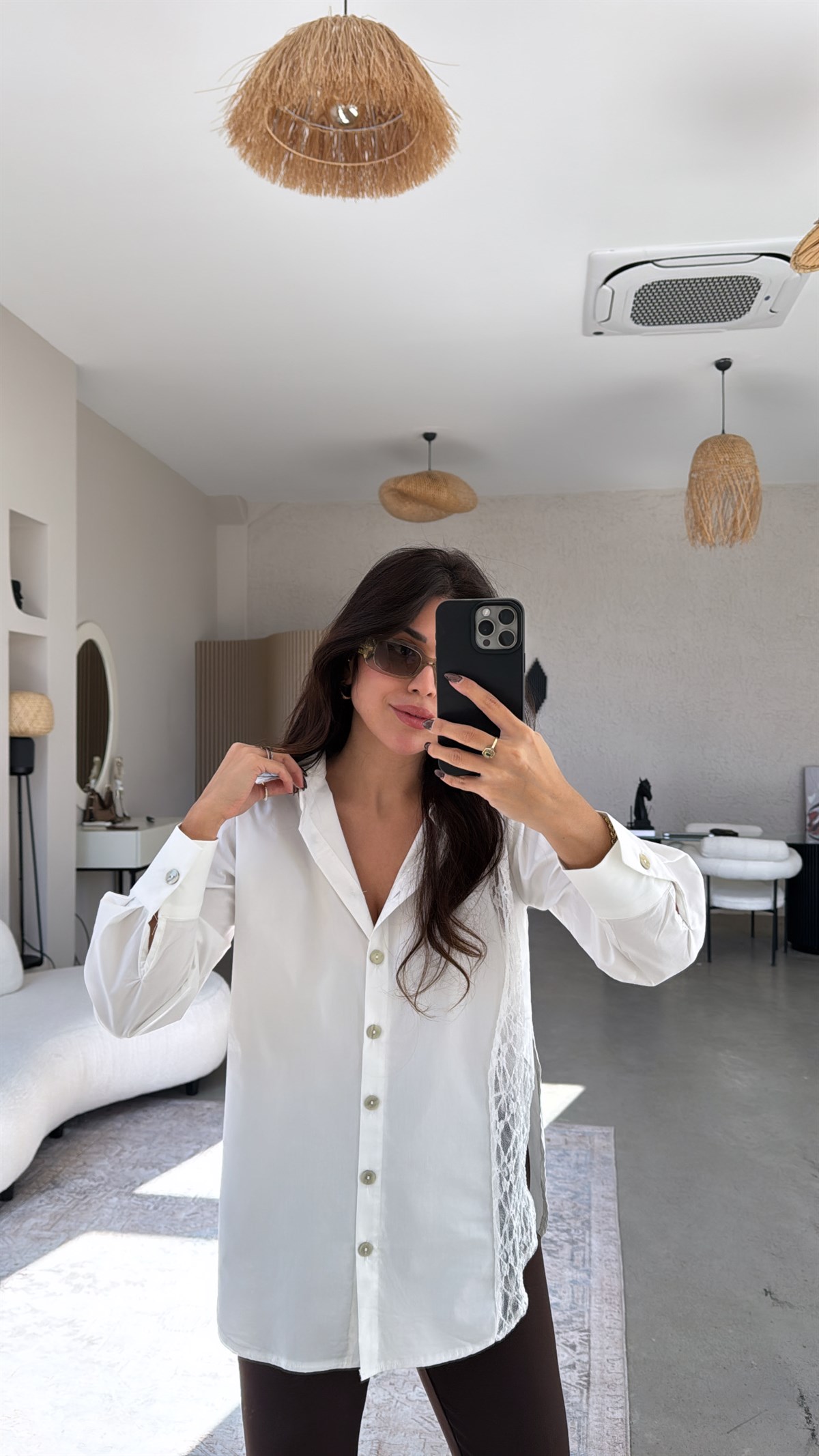 Beyaz Dantel Detaylı Poplin Premium Gömlek