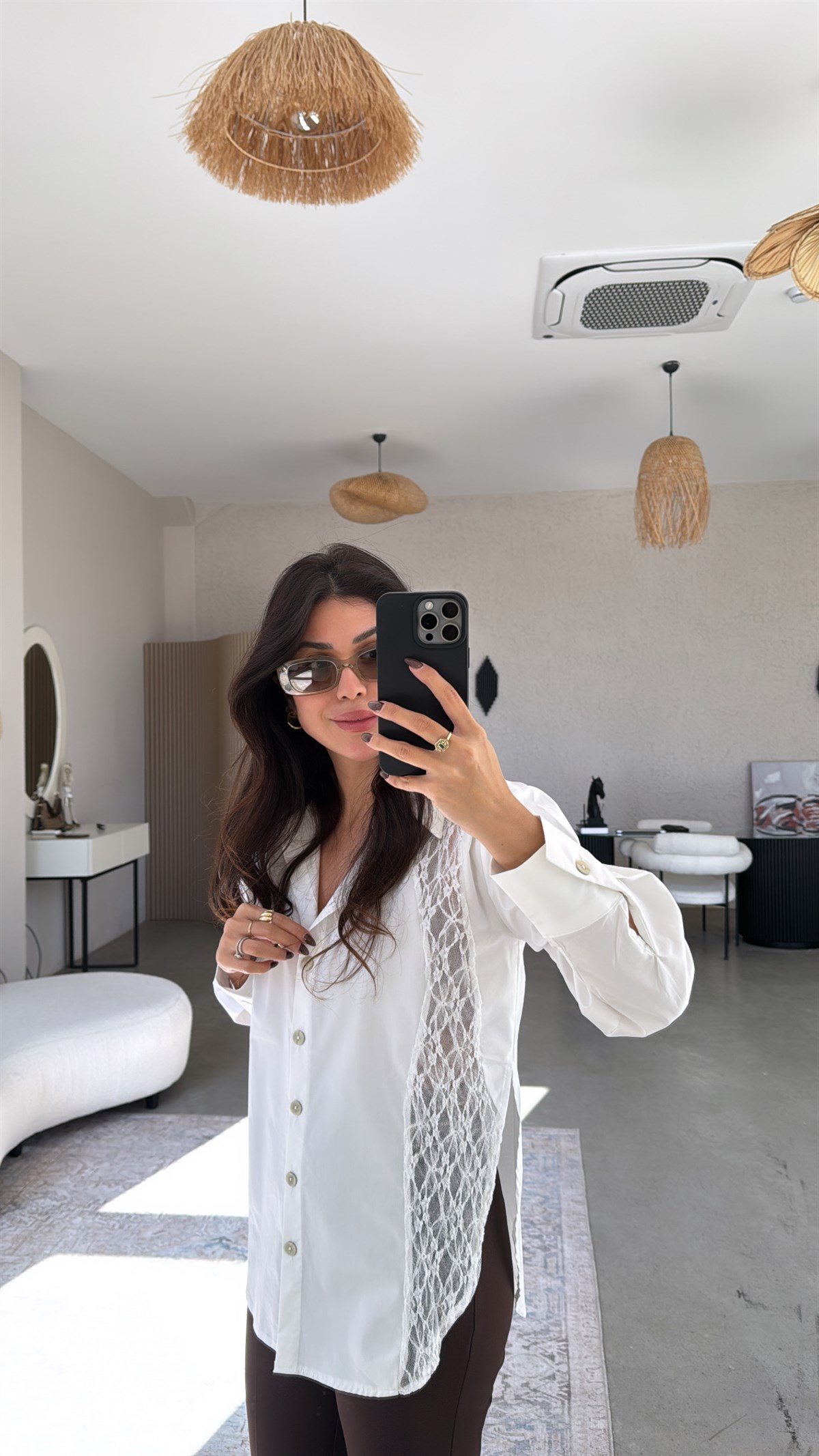 Beyaz Dantel Detaylı Poplin Premium Gömlek