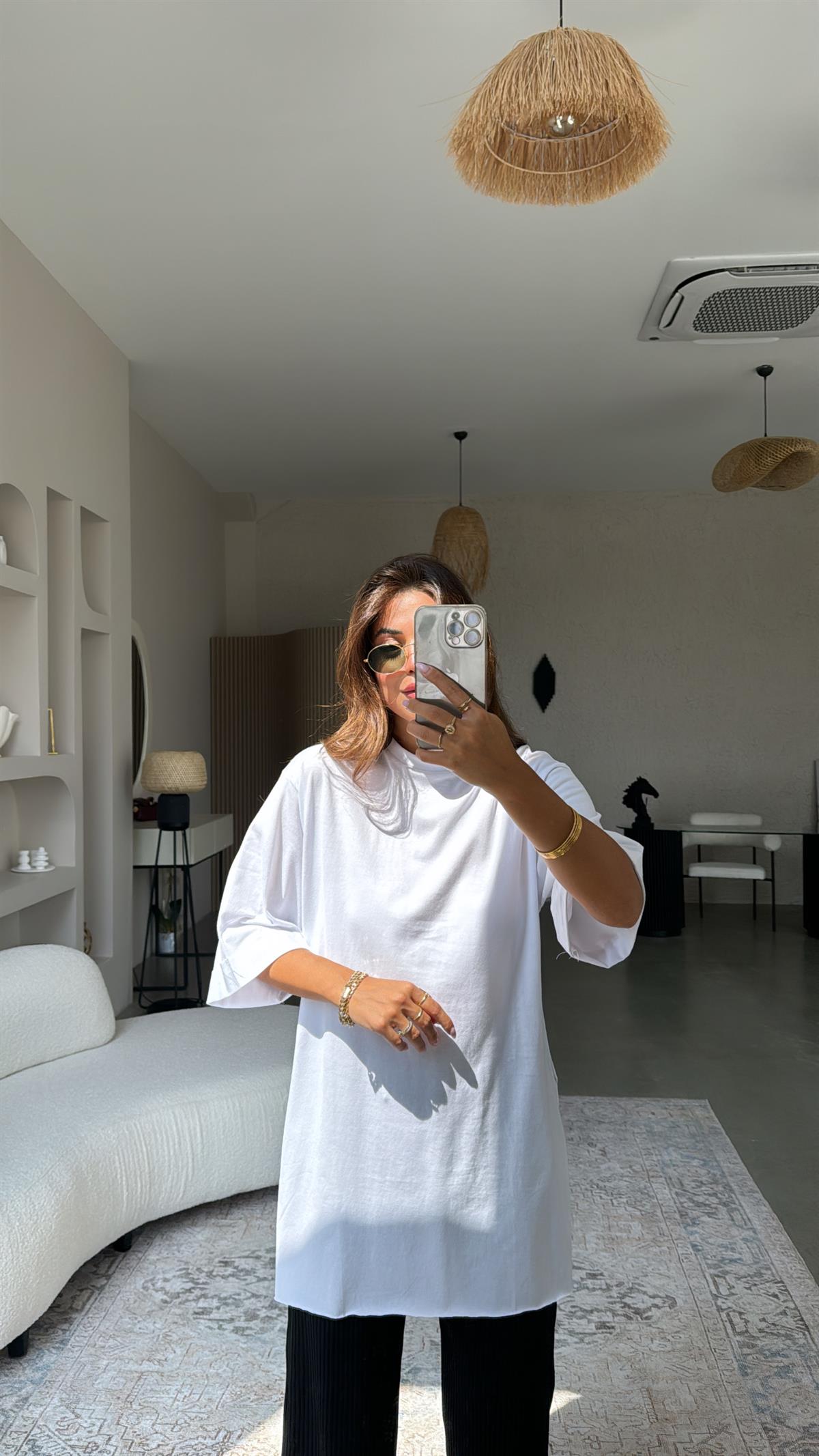 Beyaz Duble Kol Yırtmaçlı Tshirt Tunik