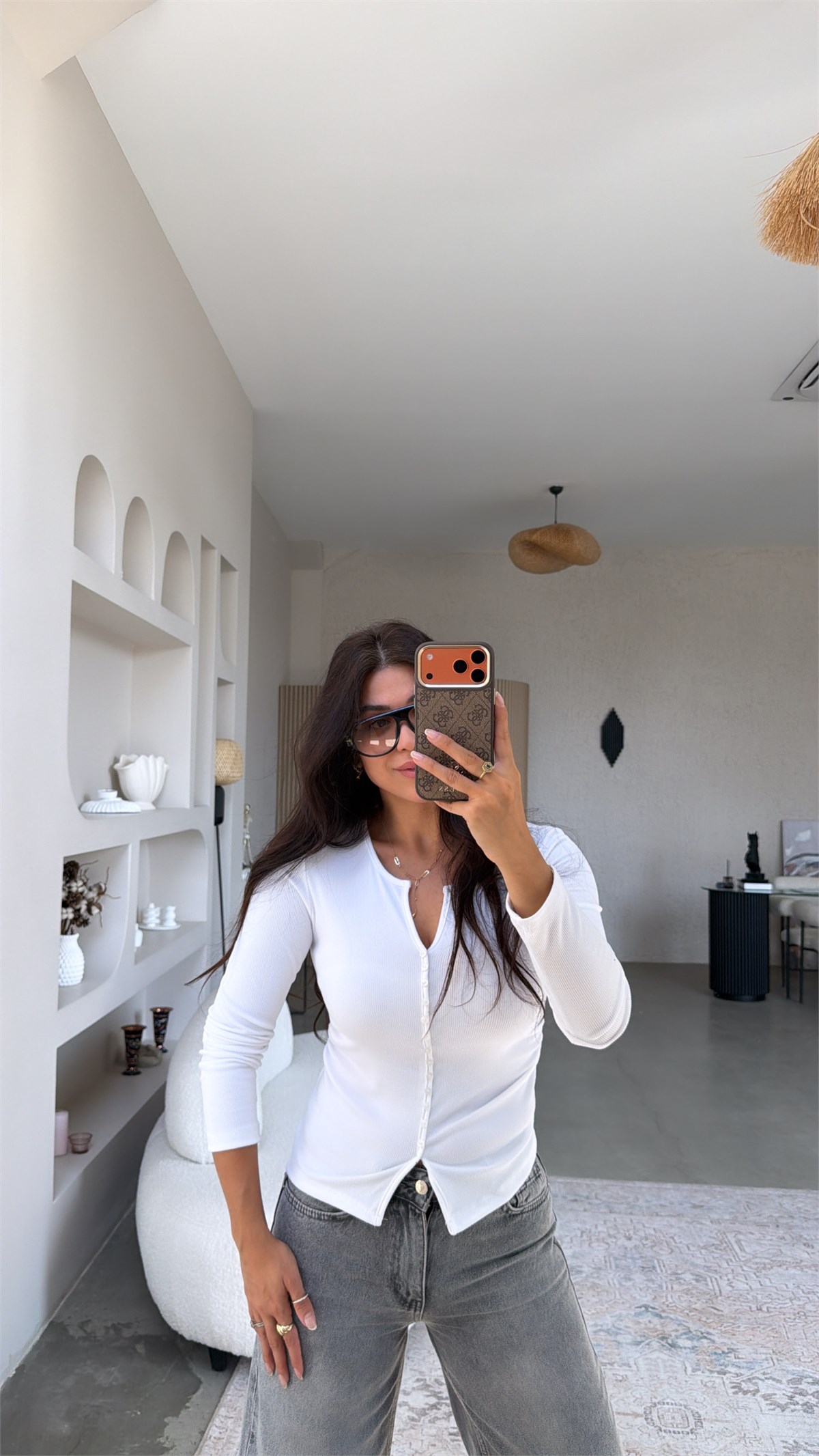 Beyaz Düğmeli Uzun Kol Ribana Bluz