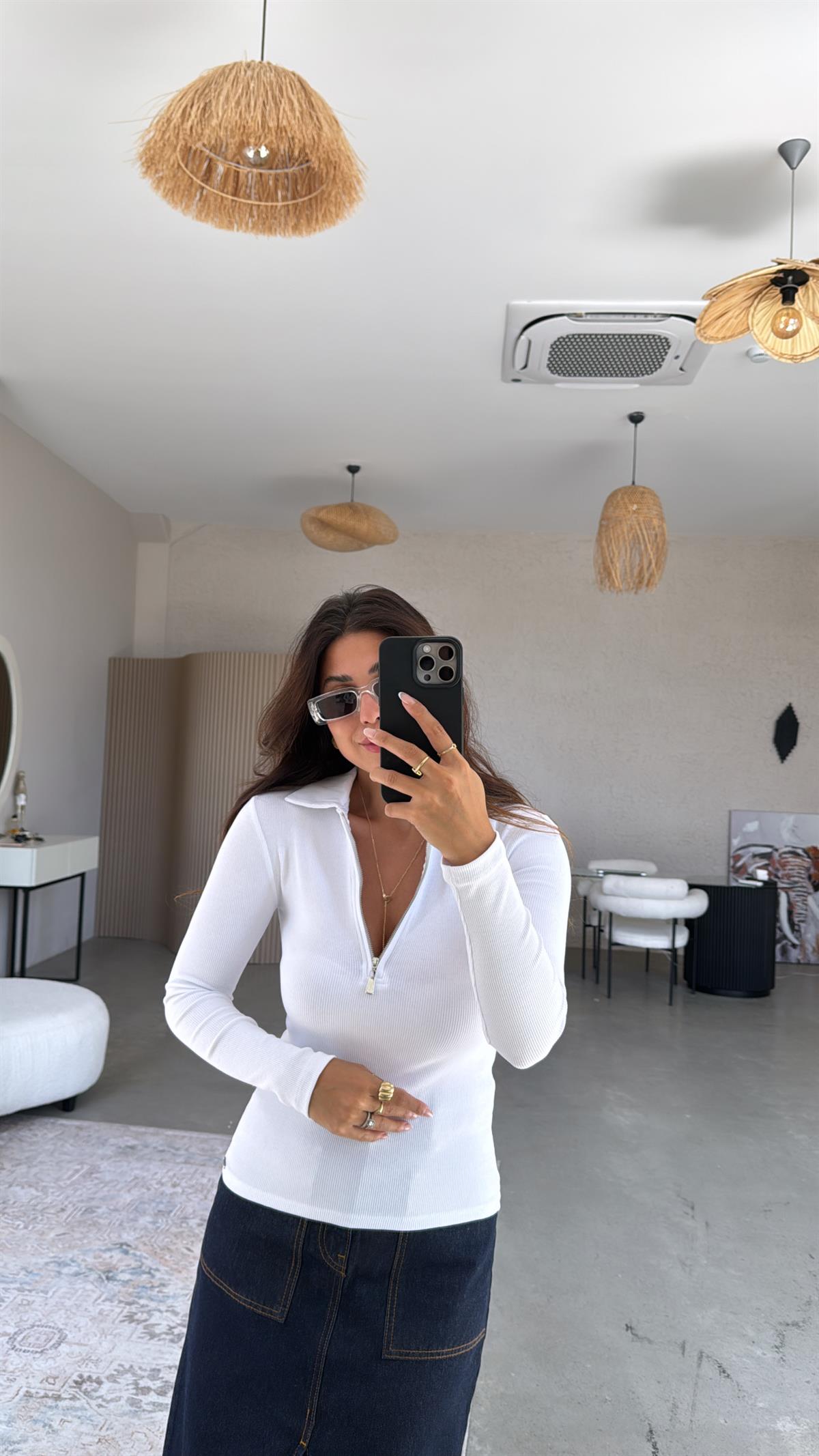 Beyaz Fermuarlı Uzun Kol Basic