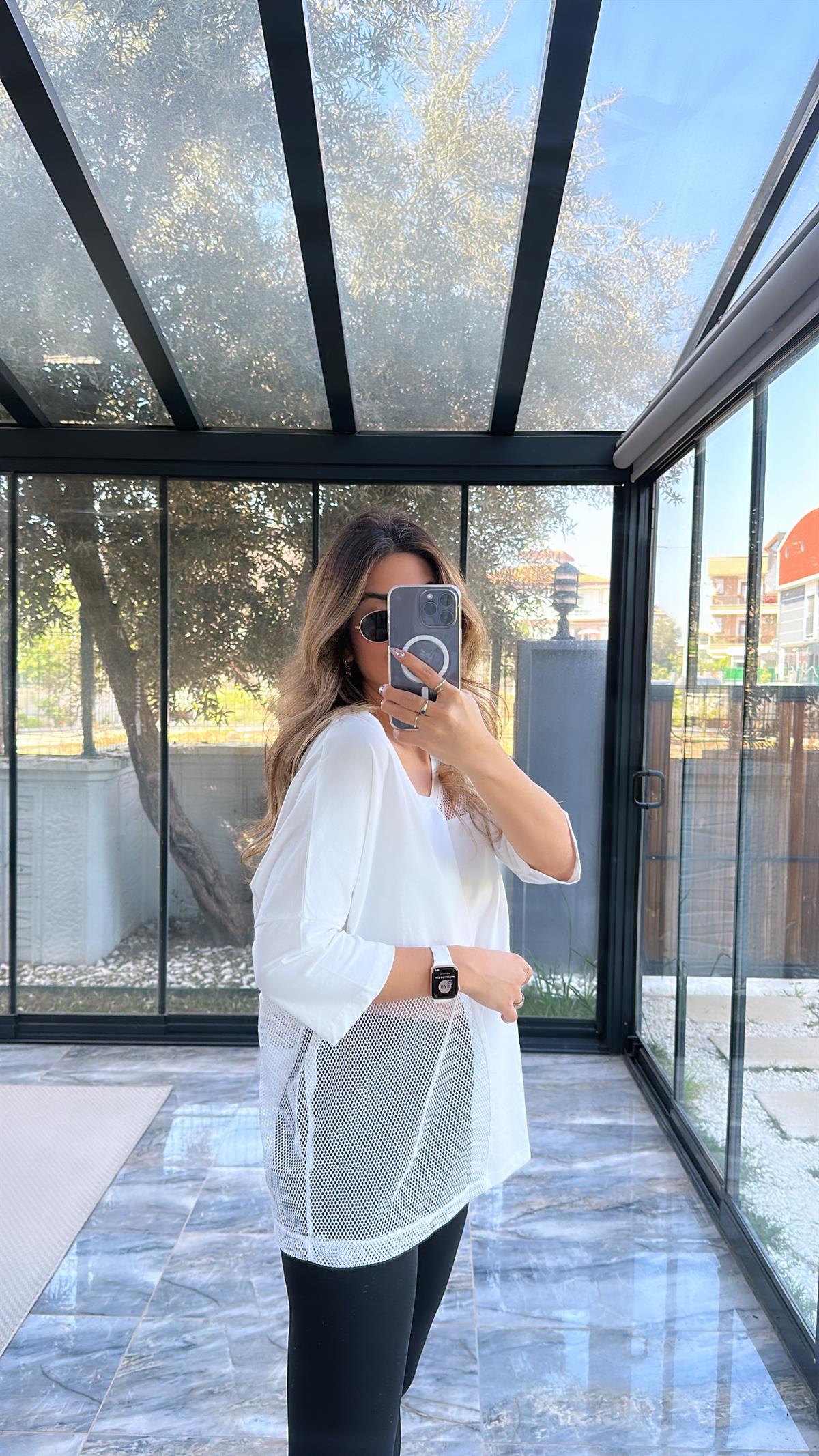 Beyaz Fileli Tshirt