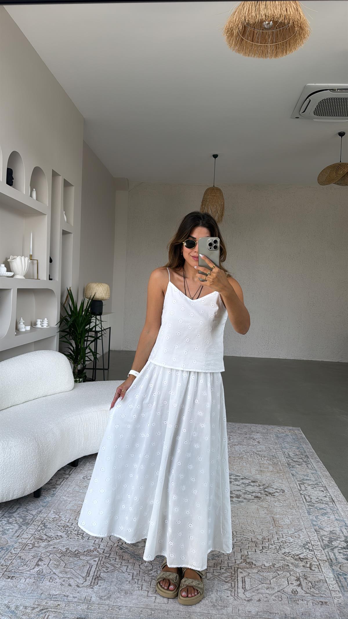 Beyaz Fisto Etek Bluz Takım