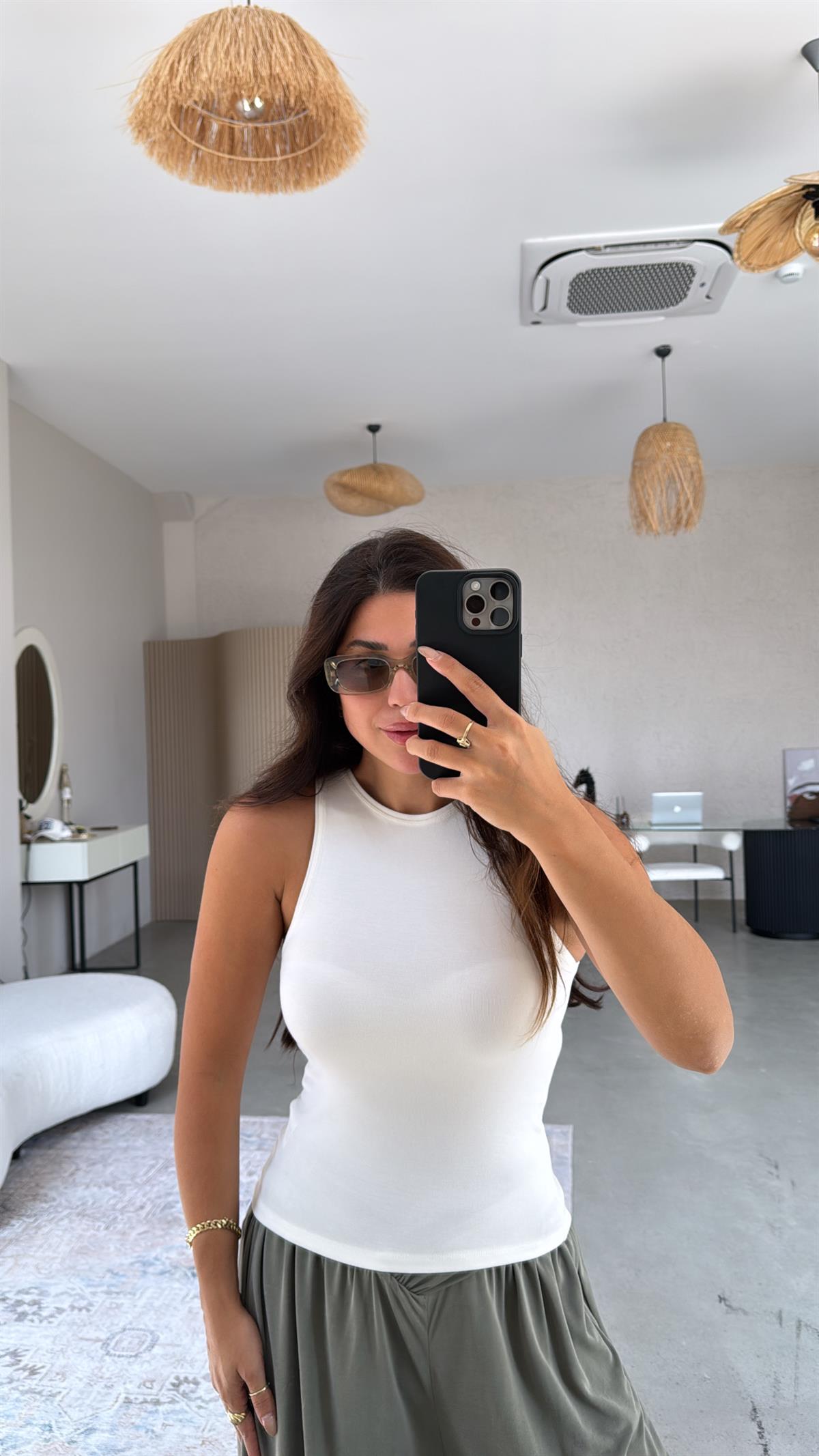 Beyaz Halter Yaka Yumuşak Modal Atlet