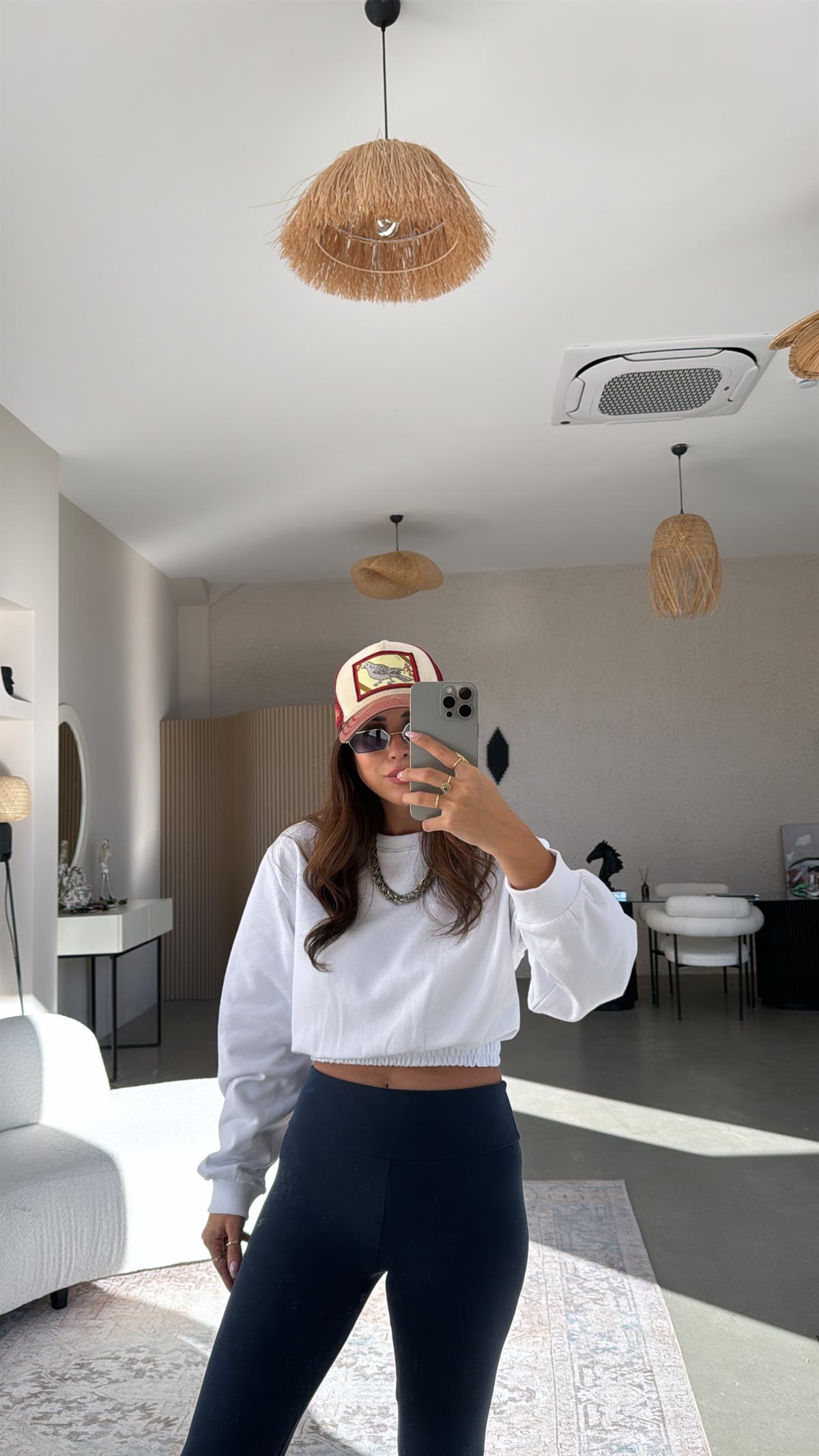 Beyaz İki İplik Crop Sweatshirt