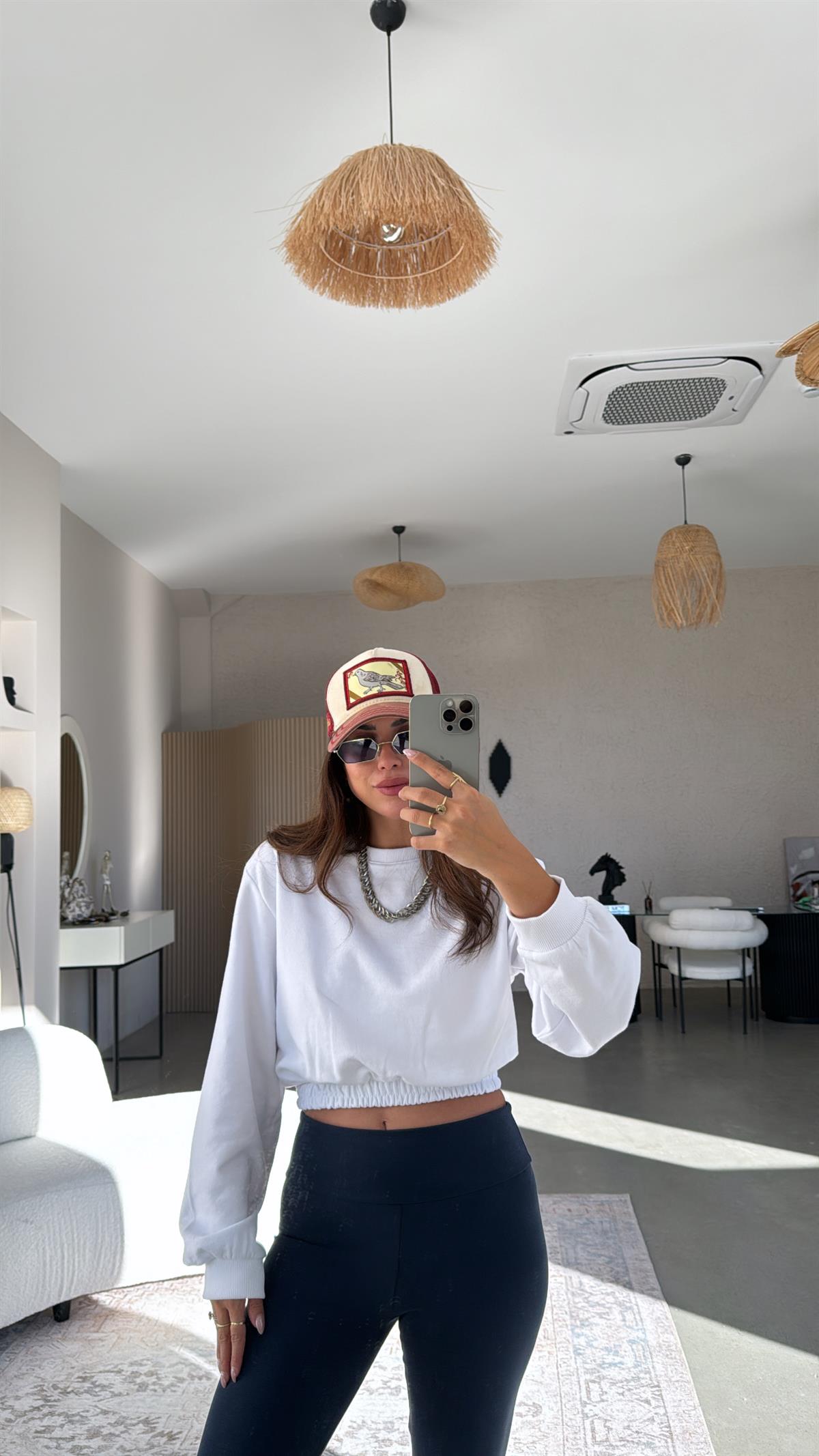 Beyaz İki İplik Crop Sweatshirt