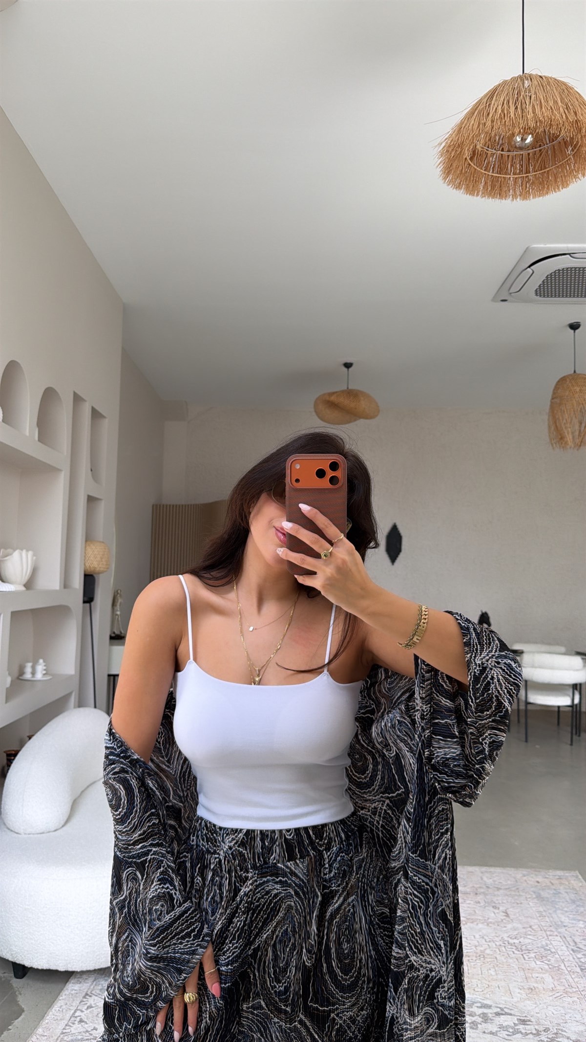 Beyaz İp Askılı Pamuk Globlu Atlet