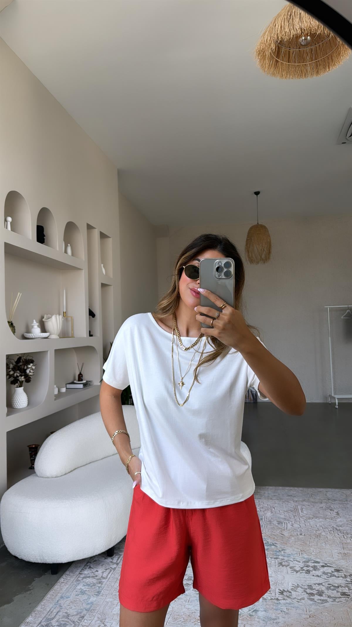 Beyaz Kayık Yaka Pyr Tshirt