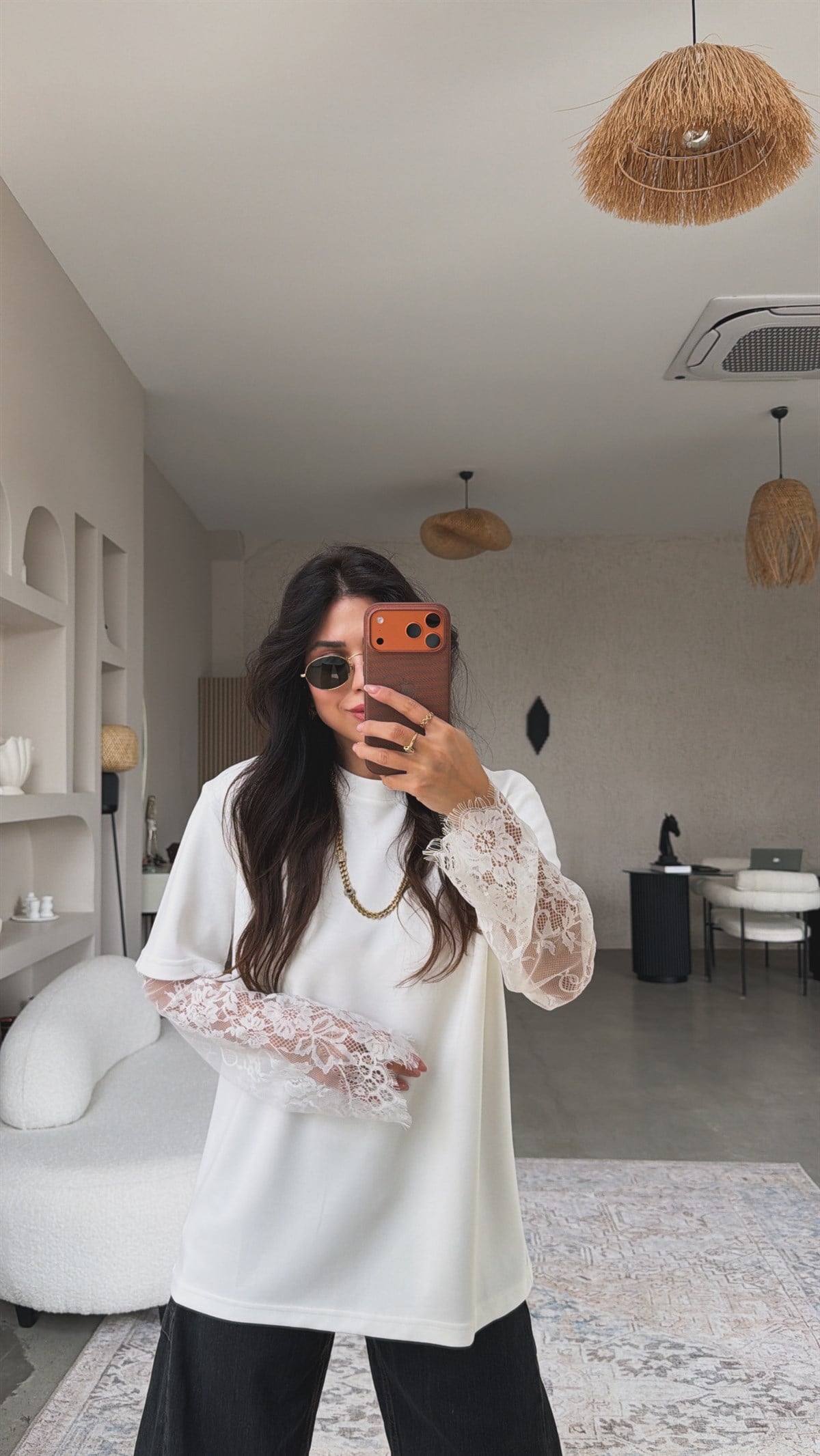 Beyaz Kolları Dantelli Modal Tshirt