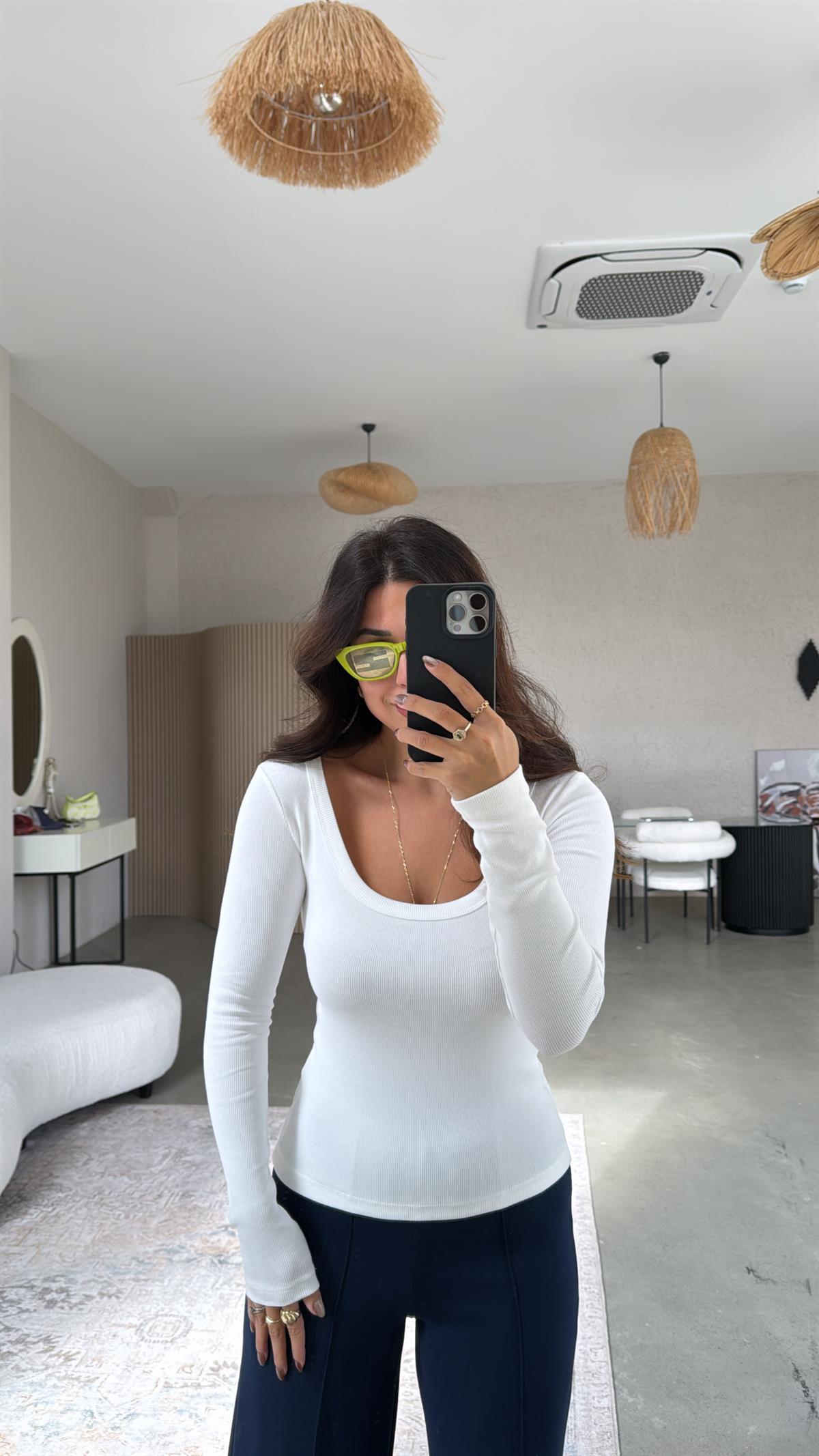 Beyaz Oval Yaka Uzun Kollu Ribana Basic