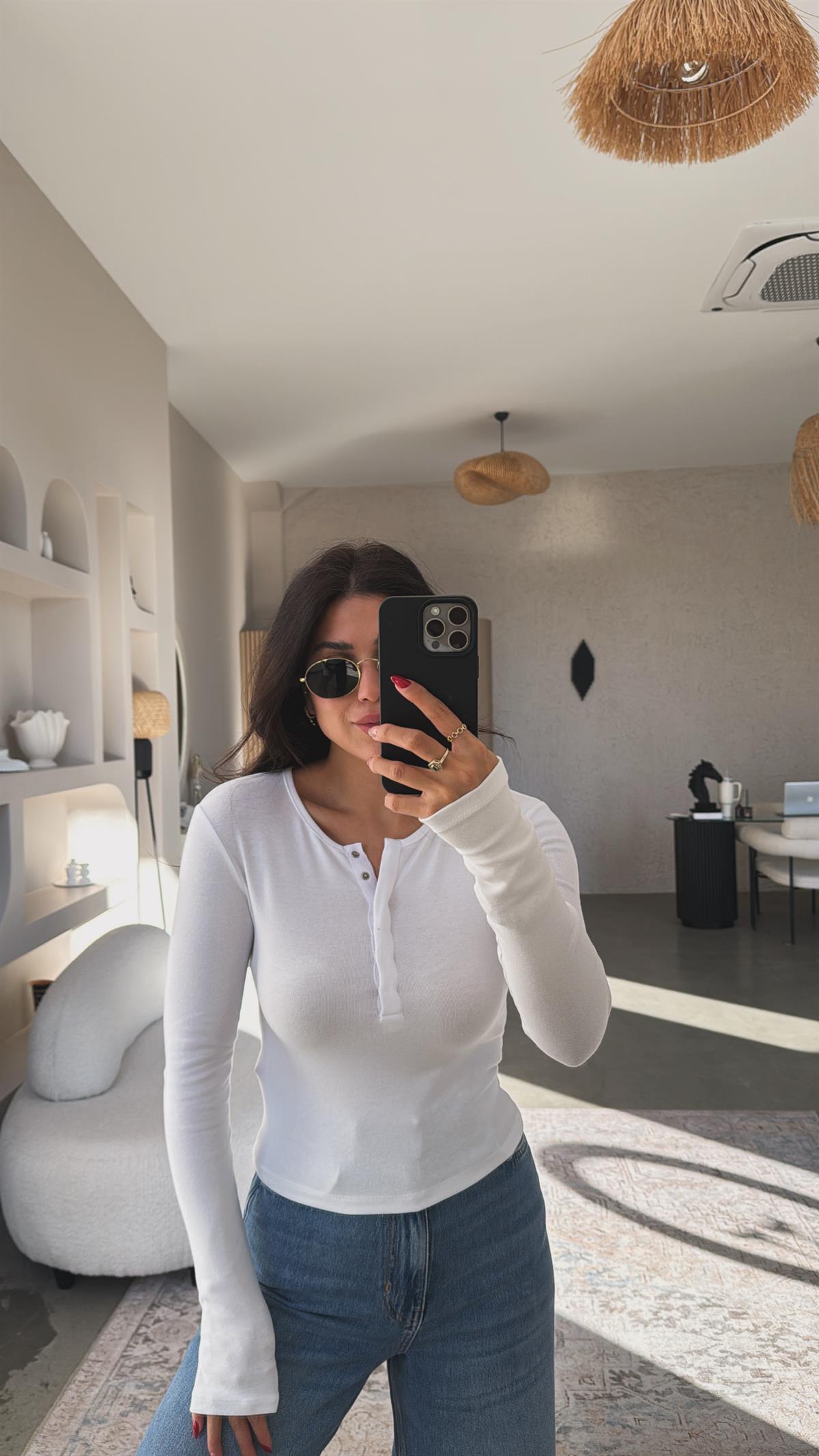 Beyaz Pamuklu Çıtçıtlı Uzun Kol Basic Bluz
