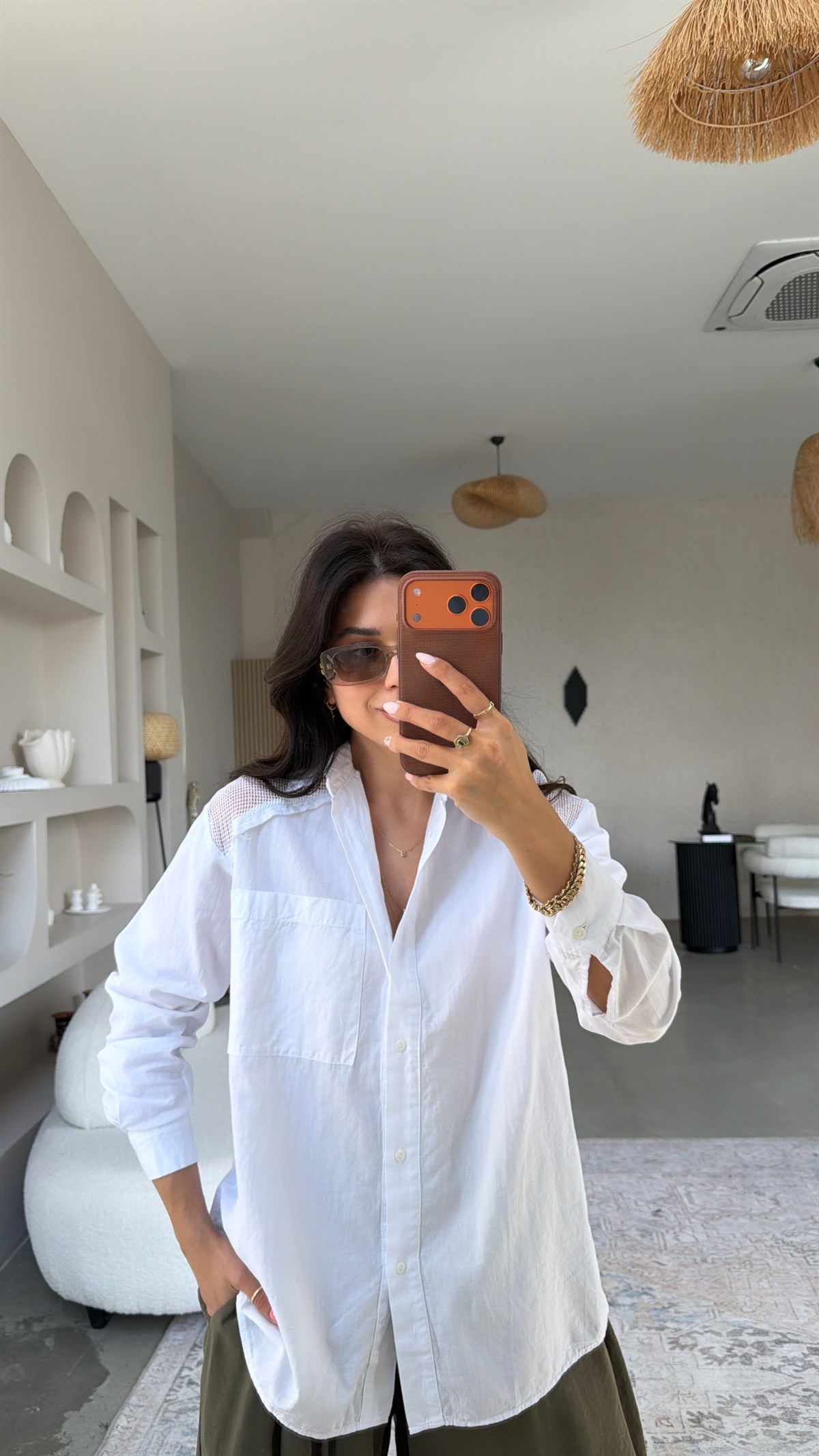 Beyaz Pamuklu Premium Omuzları File Gömlek