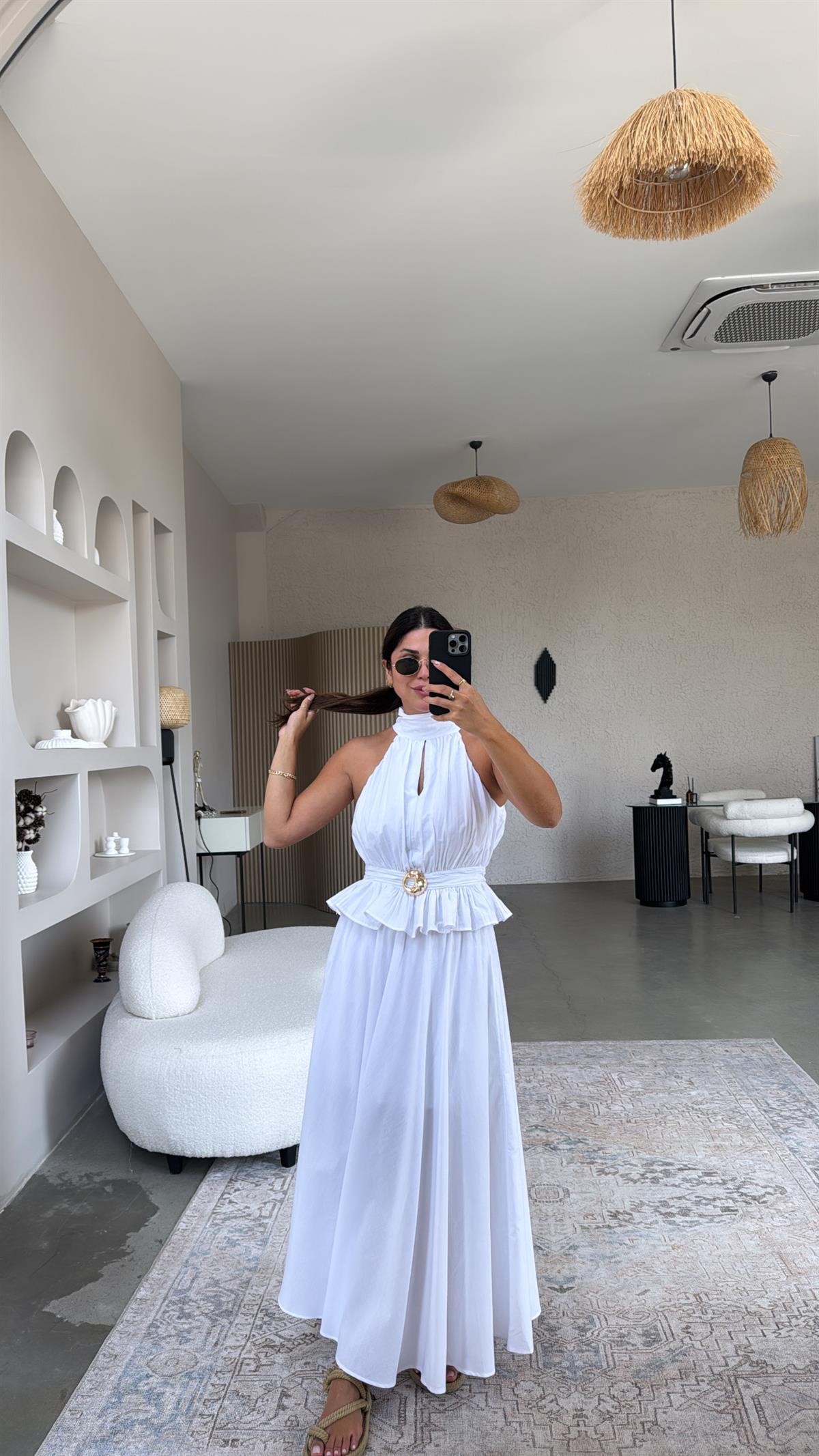 Beyaz Premium Gold Detaylı Etek Bluz Takım