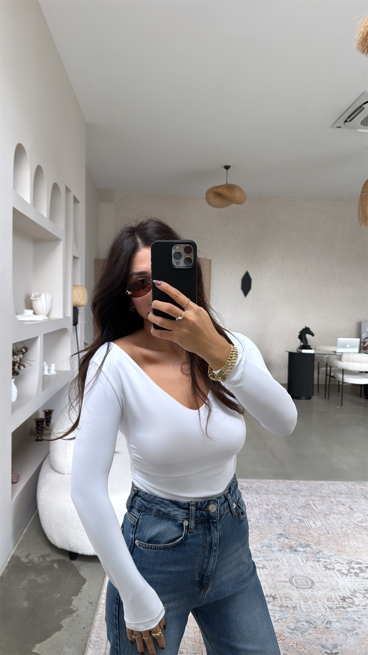 Beyaz V Yaka Polyamid Bodysuit