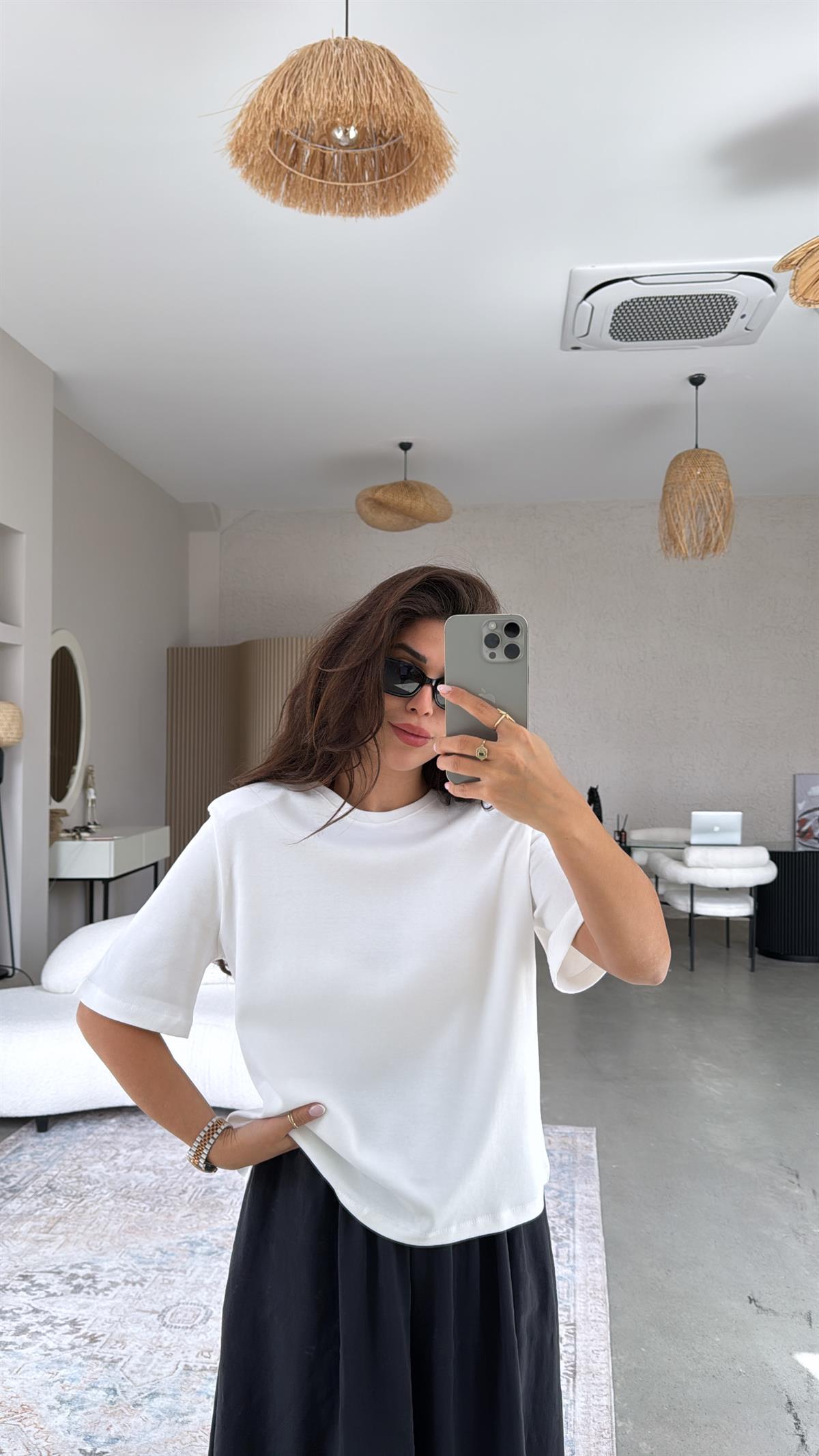 Beyaz Vatkalı Pamuk Basic Tshirt